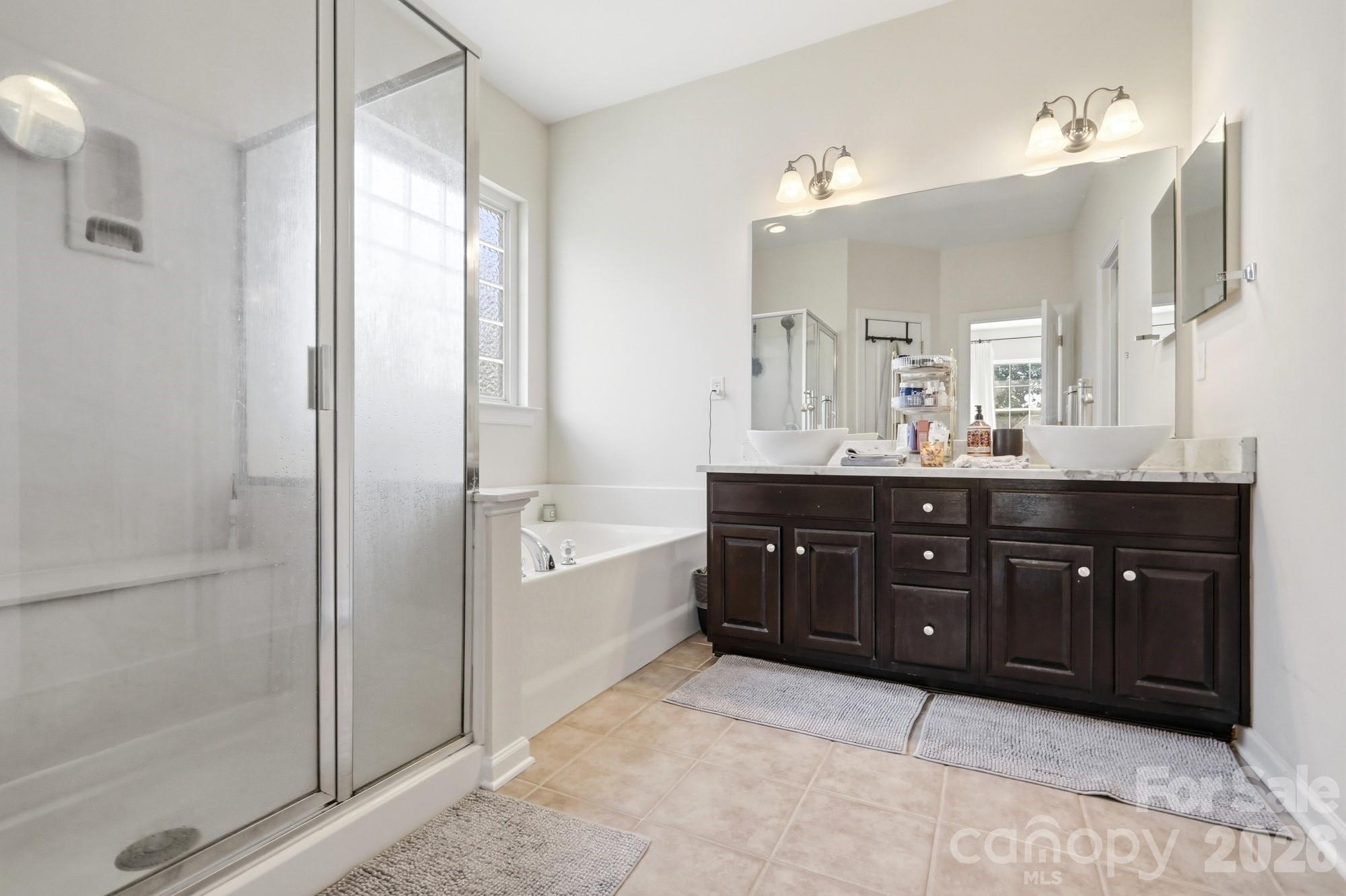 6226 Castlecove Road — Charlotte