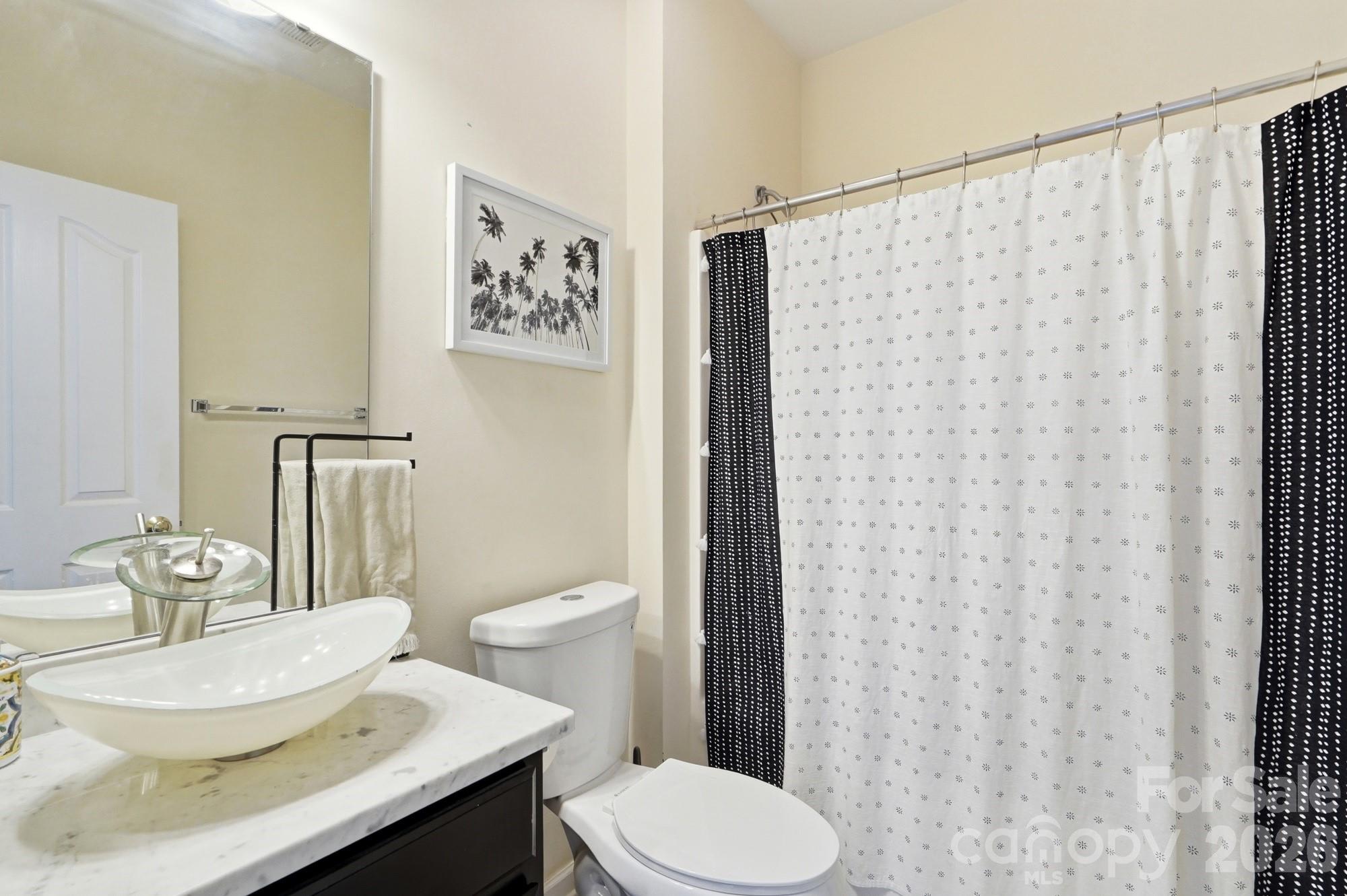 6226 Castlecove Road — Charlotte