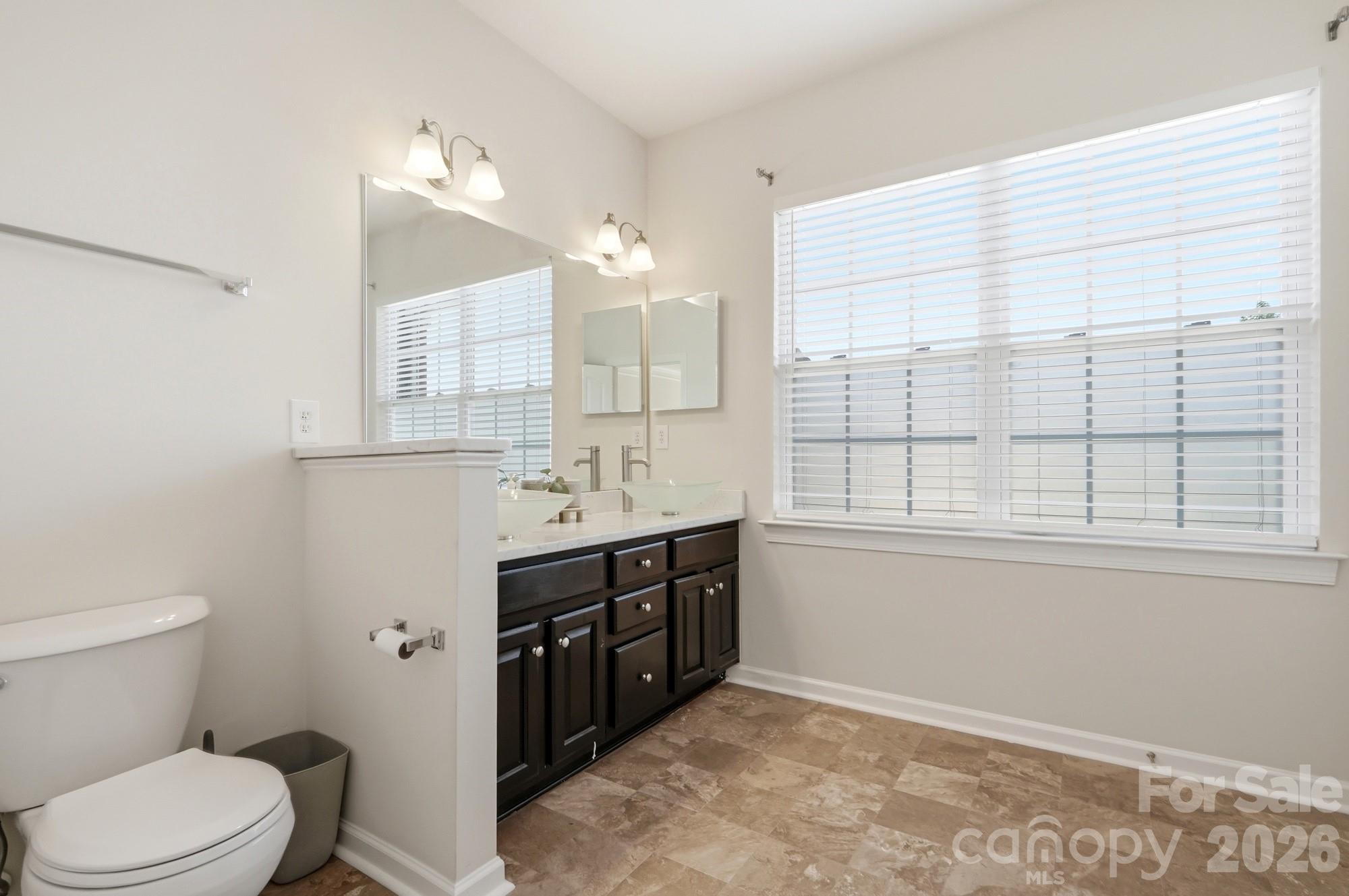 6226 Castlecove Road — Charlotte