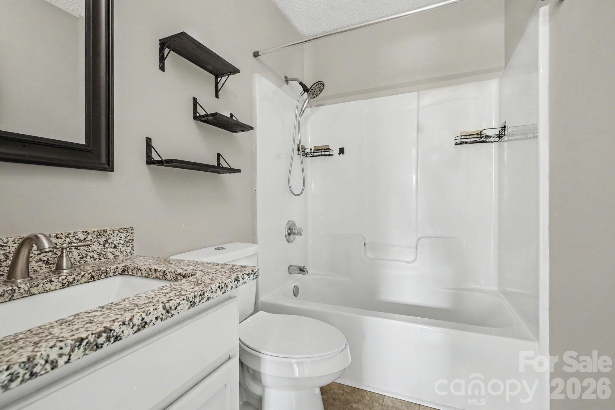 1341 E Cannon Avenue — Albemarle