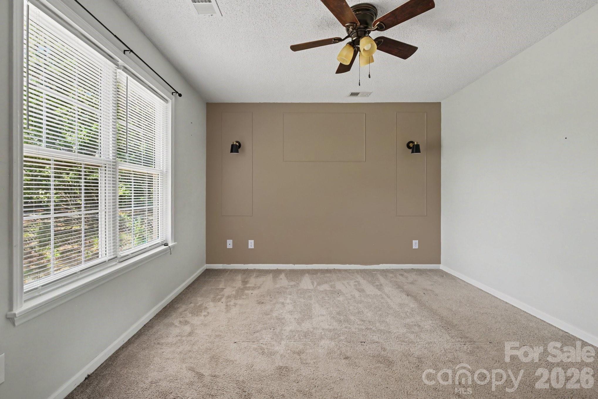 1341 E Cannon Avenue — Albemarle