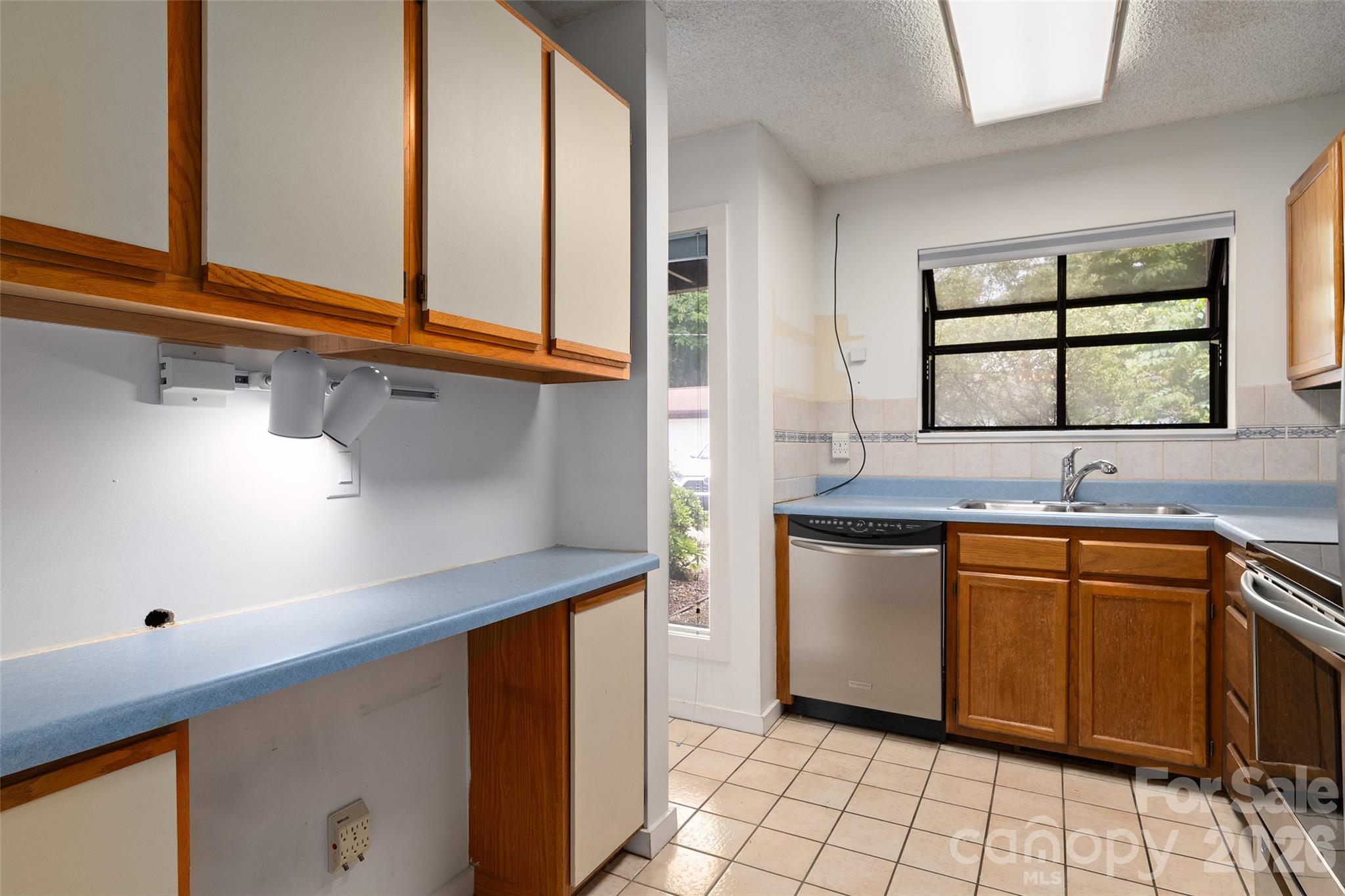 36 Meadows Lane — Maggie Valley
