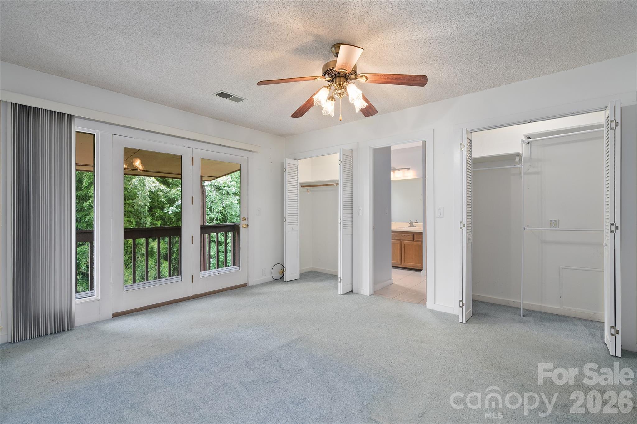 36 Meadows Lane — Maggie Valley