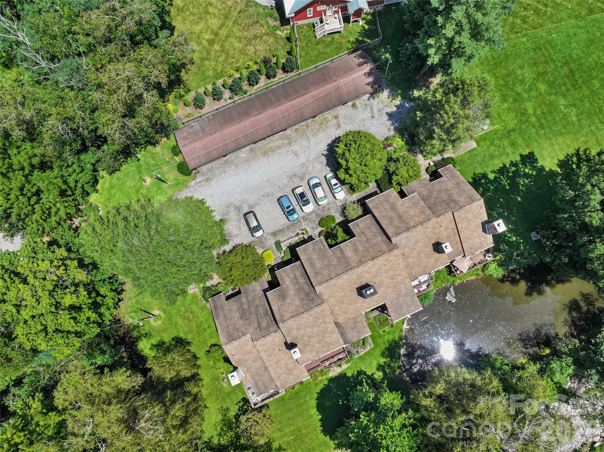 36 Meadows Lane — Maggie Valley