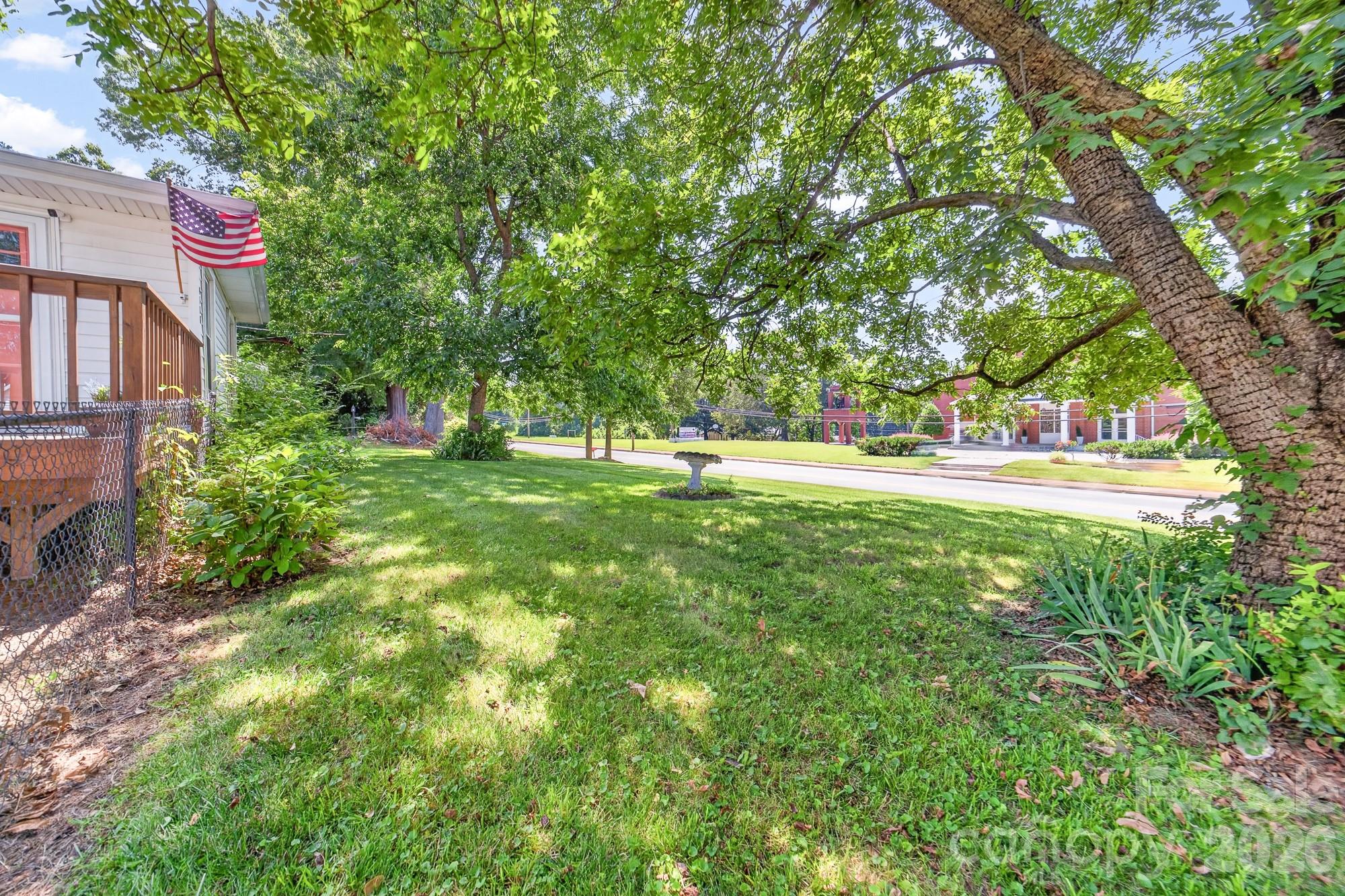 8418 Moores Chapel Road — Charlotte