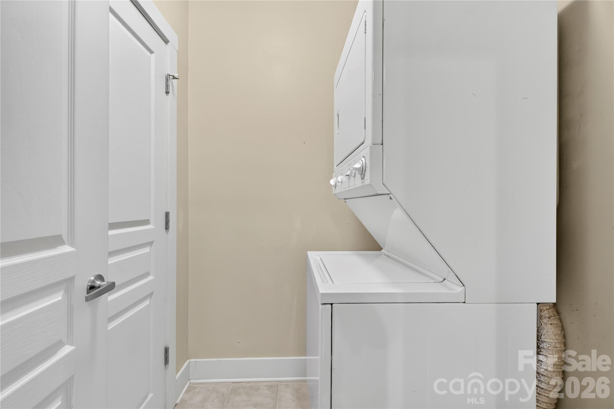 9 Kenilworth Knolls #303 — Asheville