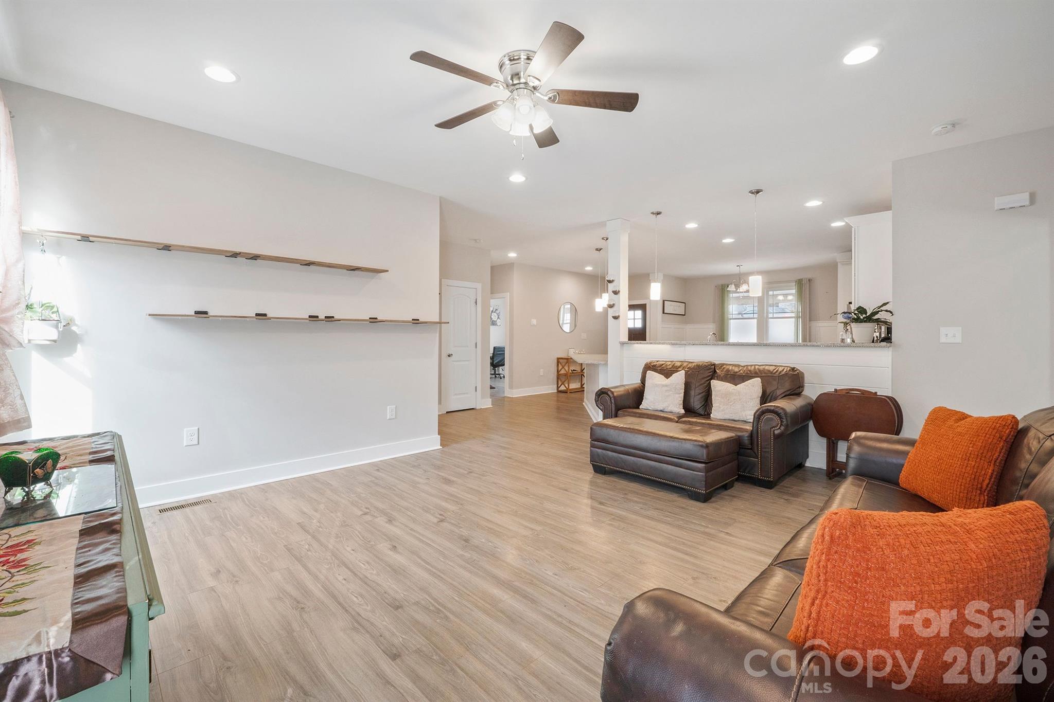 1544 Farmington Hills Drive — Conover