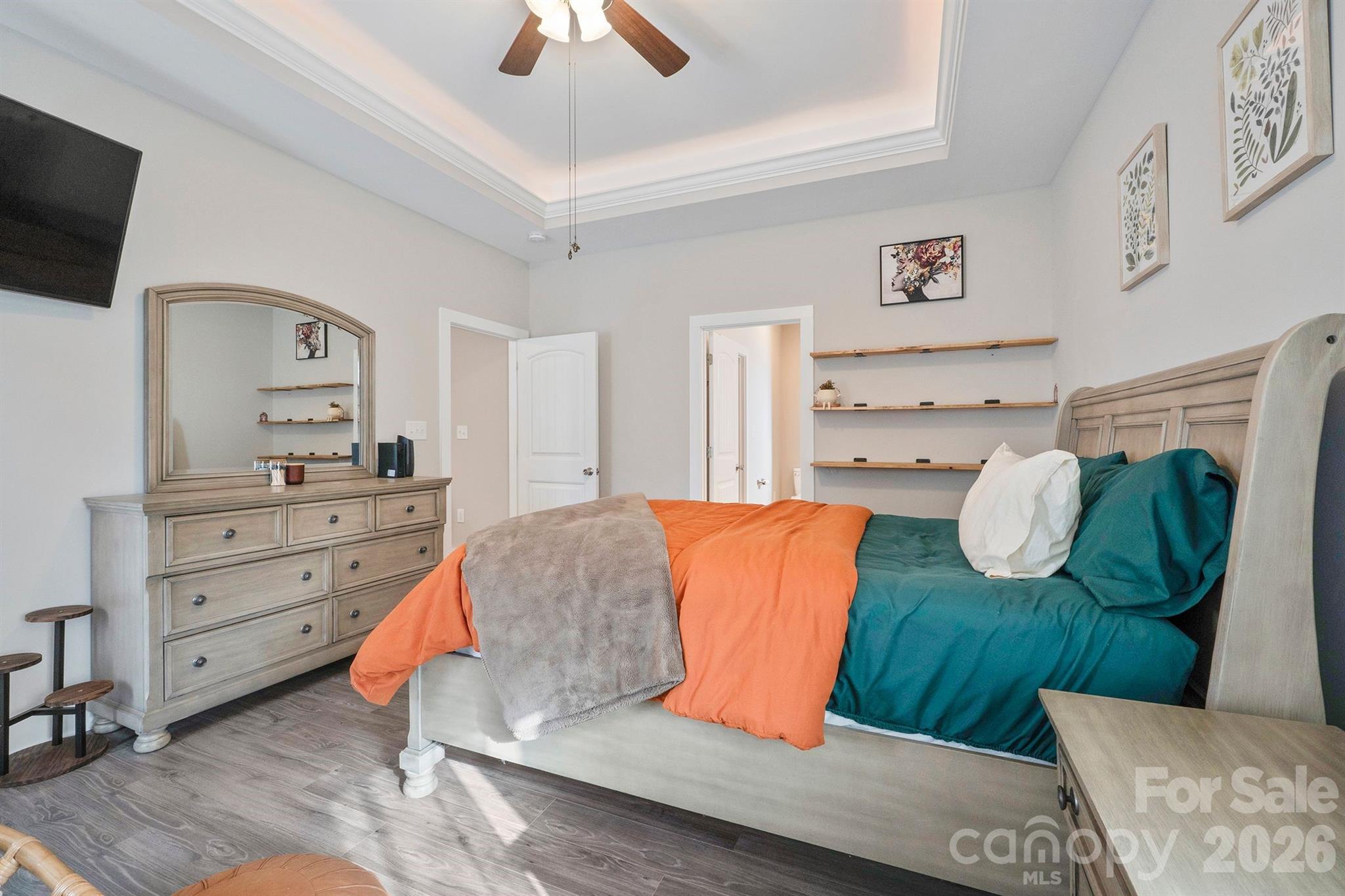 1544 Farmington Hills Drive — Conover