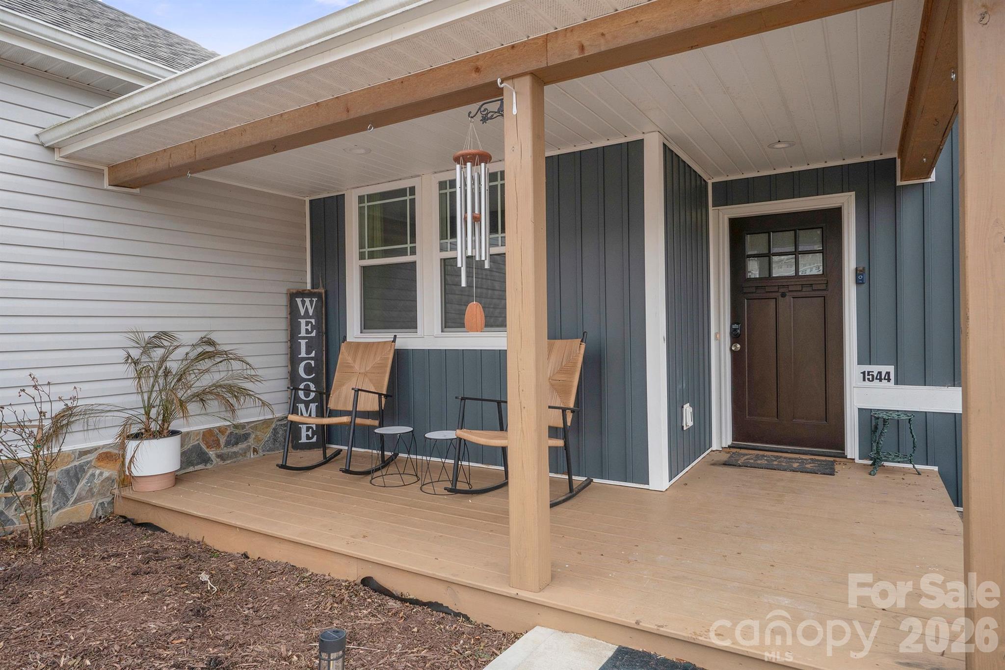 1544 Farmington Hills Drive — Conover