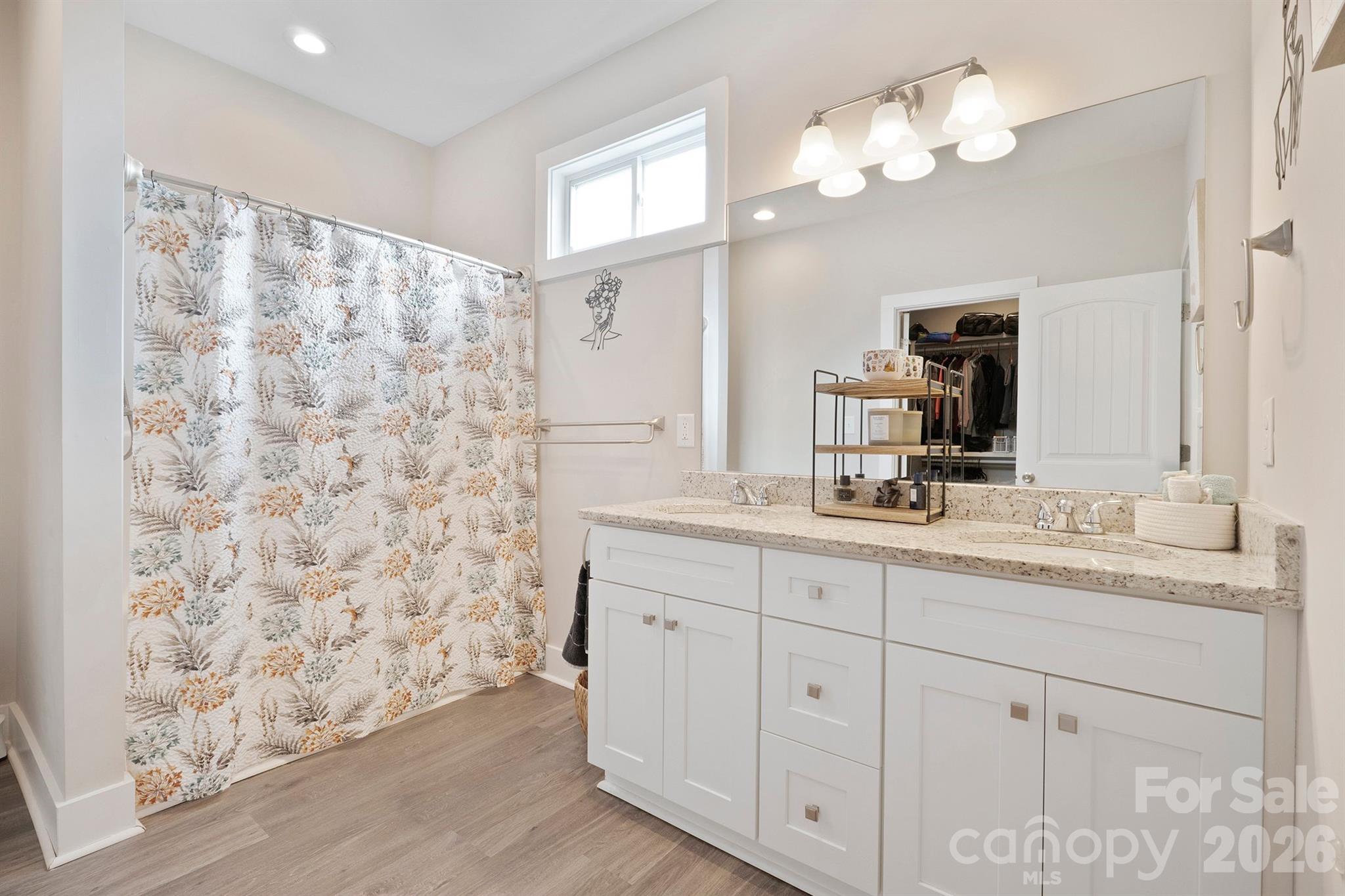1544 Farmington Hills Drive — Conover