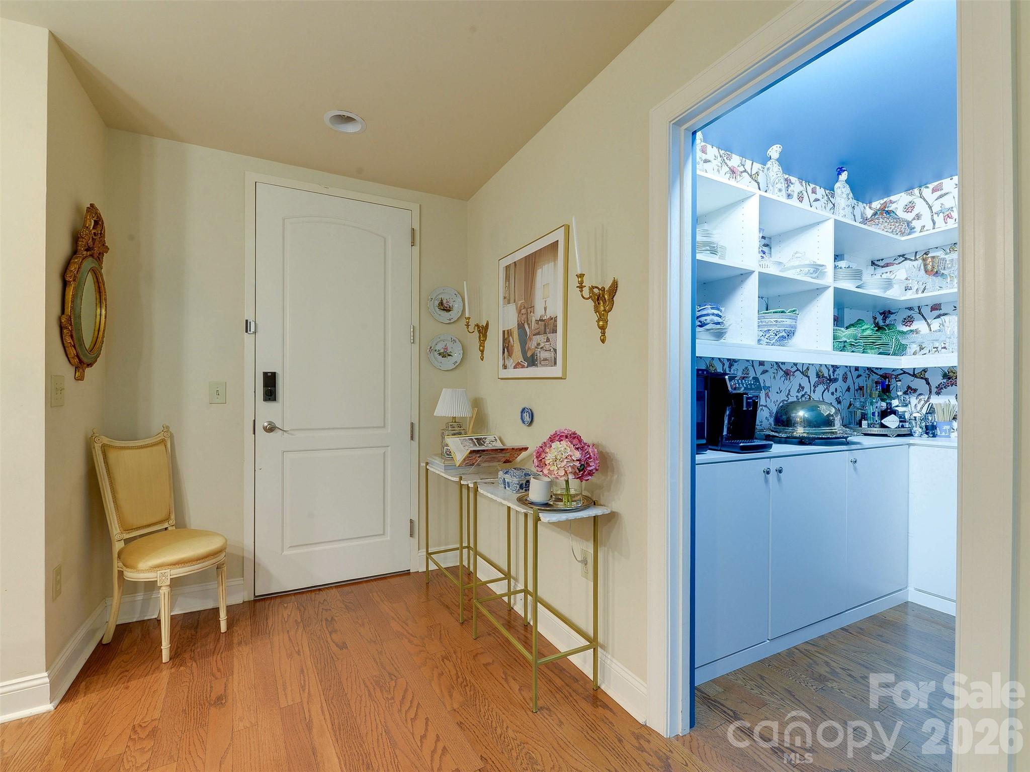 701 Royal Court #306 — Charlotte