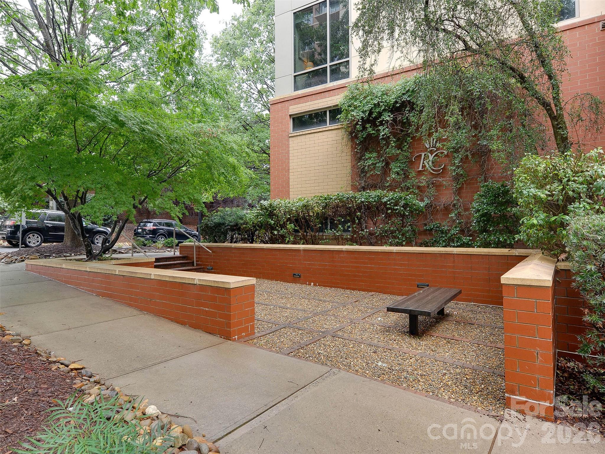 701 Royal Court #306 — Charlotte
