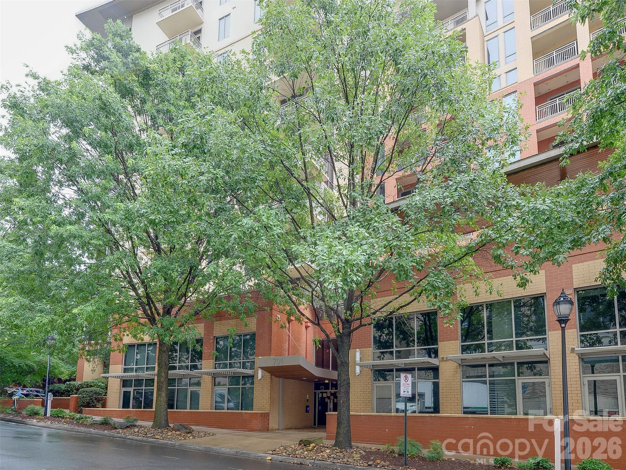 701 Royal Court #306 — Charlotte