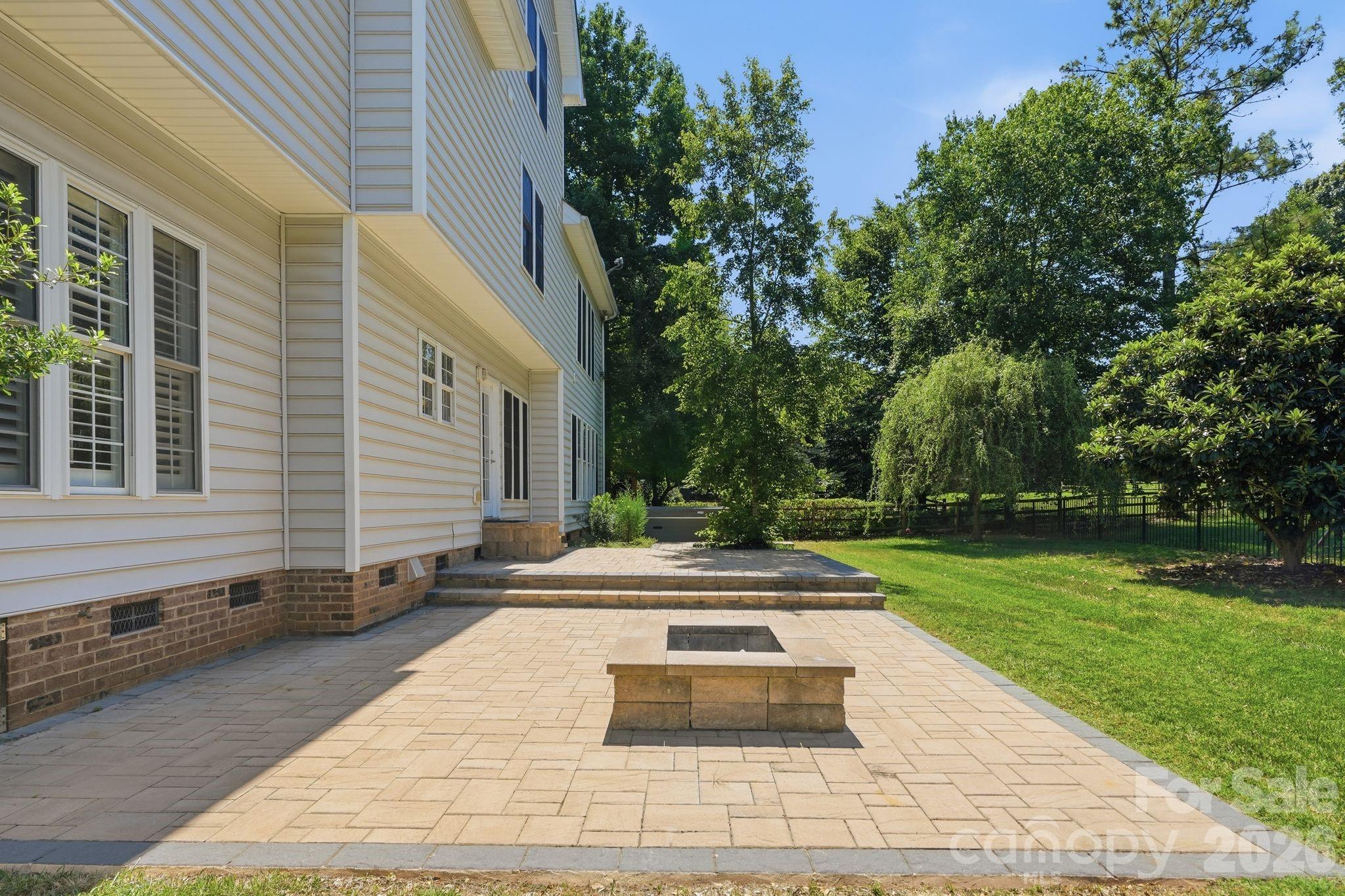 12106 Kane Alexander Drive — Huntersville