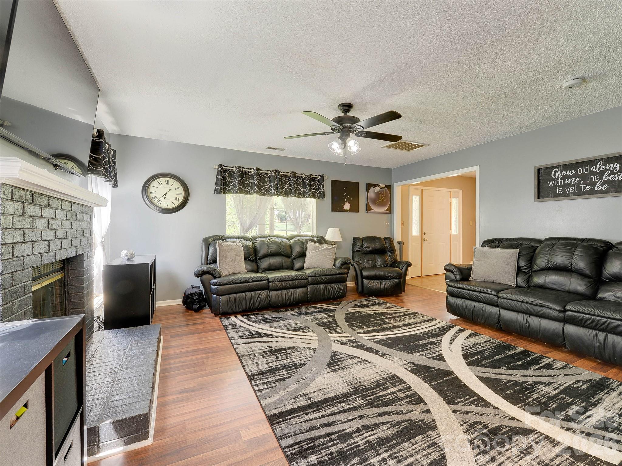 3102 Scotch Moss Court — Charlotte