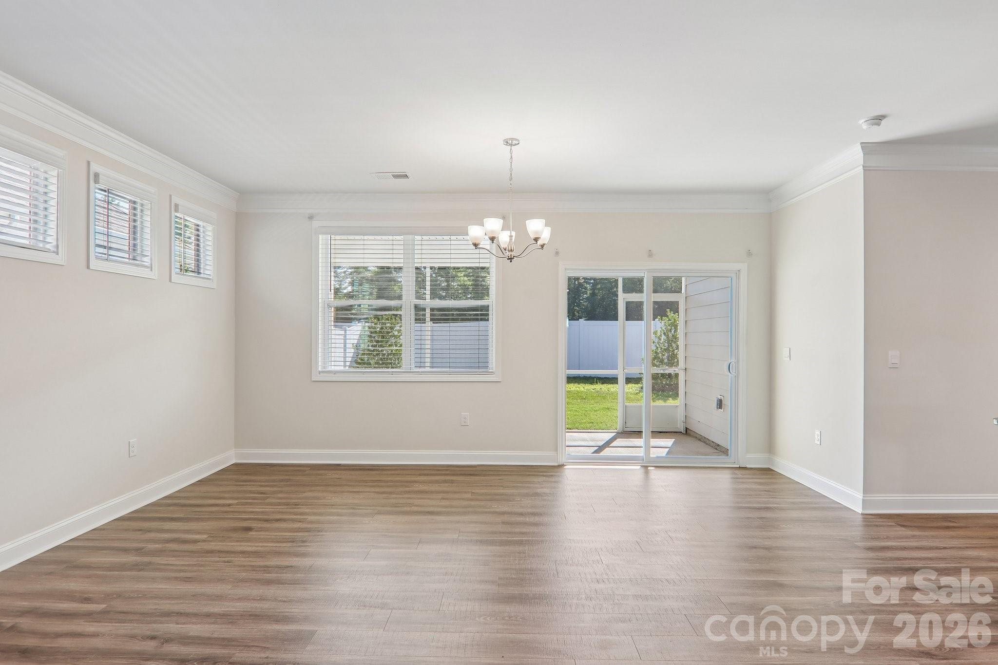 505 Fox Cove Road — Hendersonville