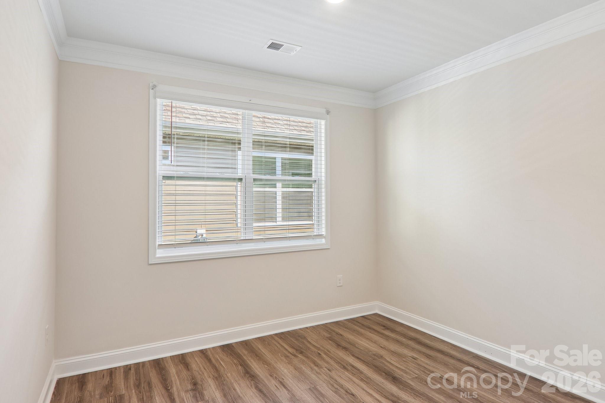 505 Fox Cove Road — Hendersonville