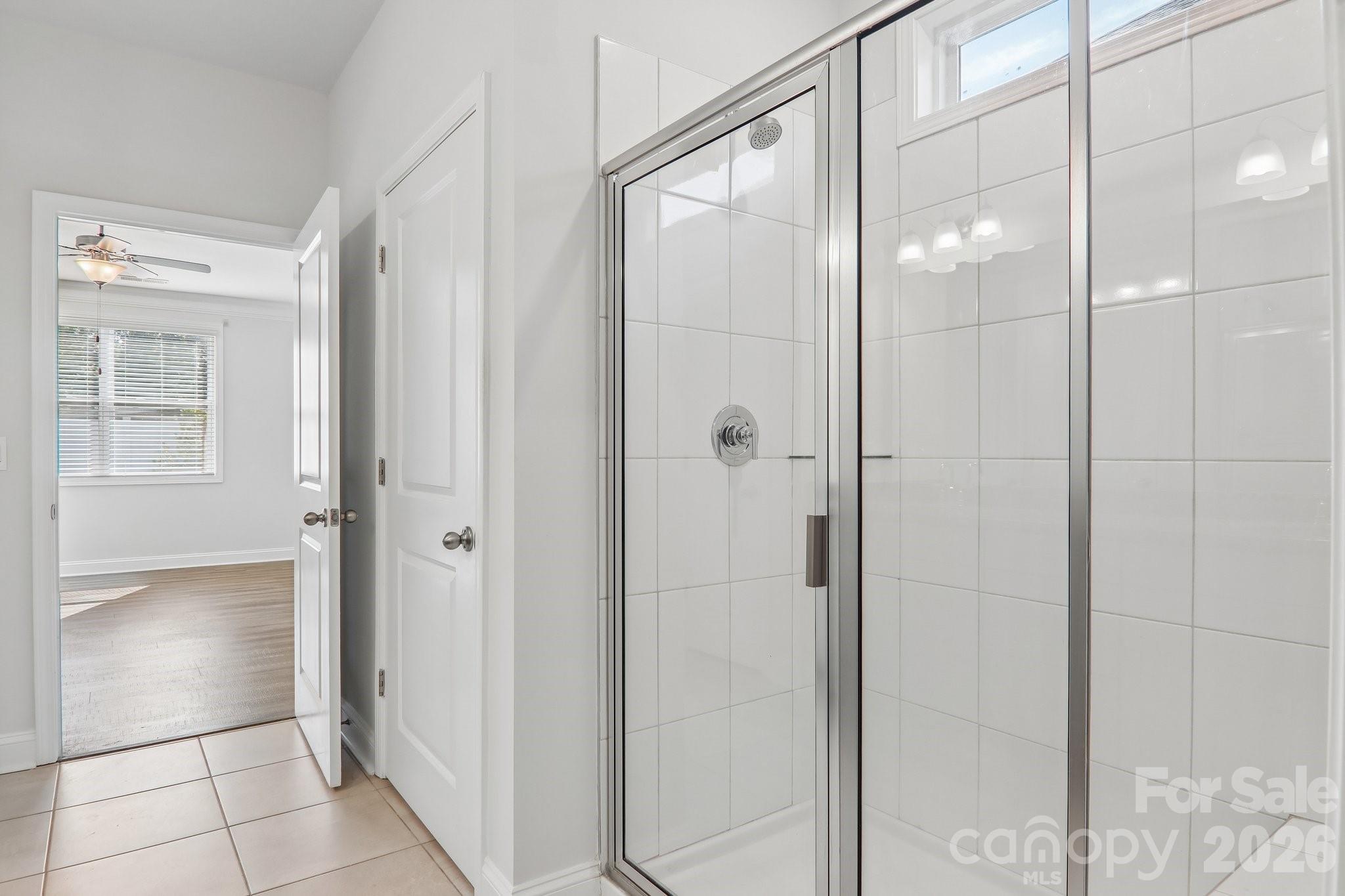 505 Fox Cove Road — Hendersonville