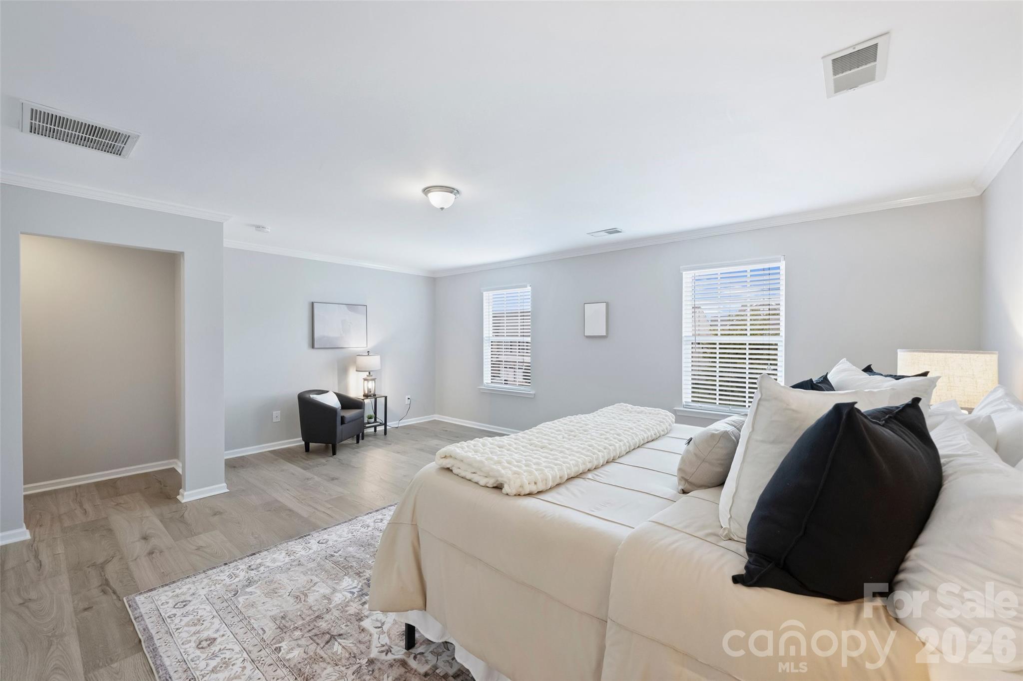5011 Riverdale Drive — Charlotte