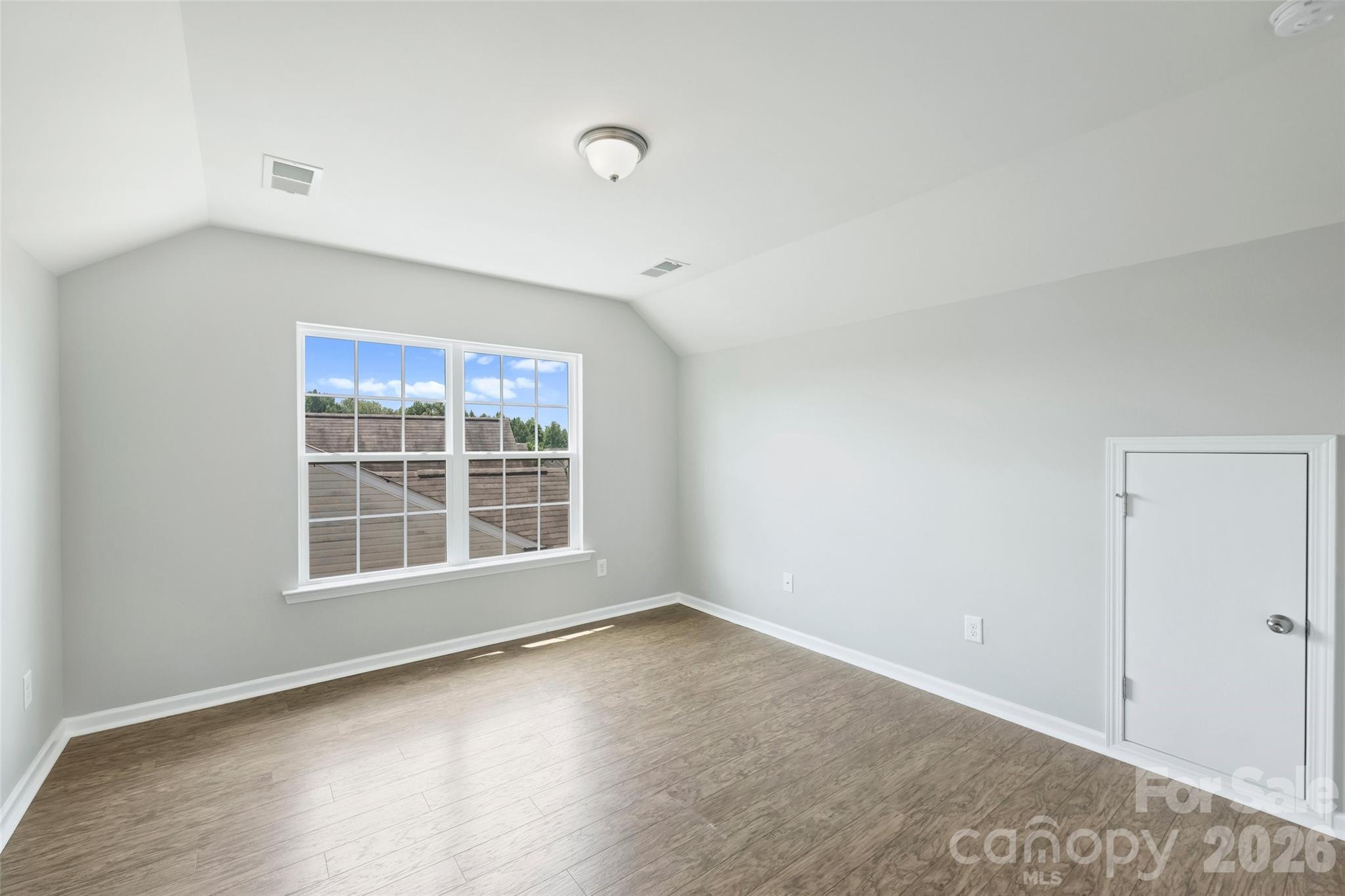 5011 Riverdale Drive — Charlotte