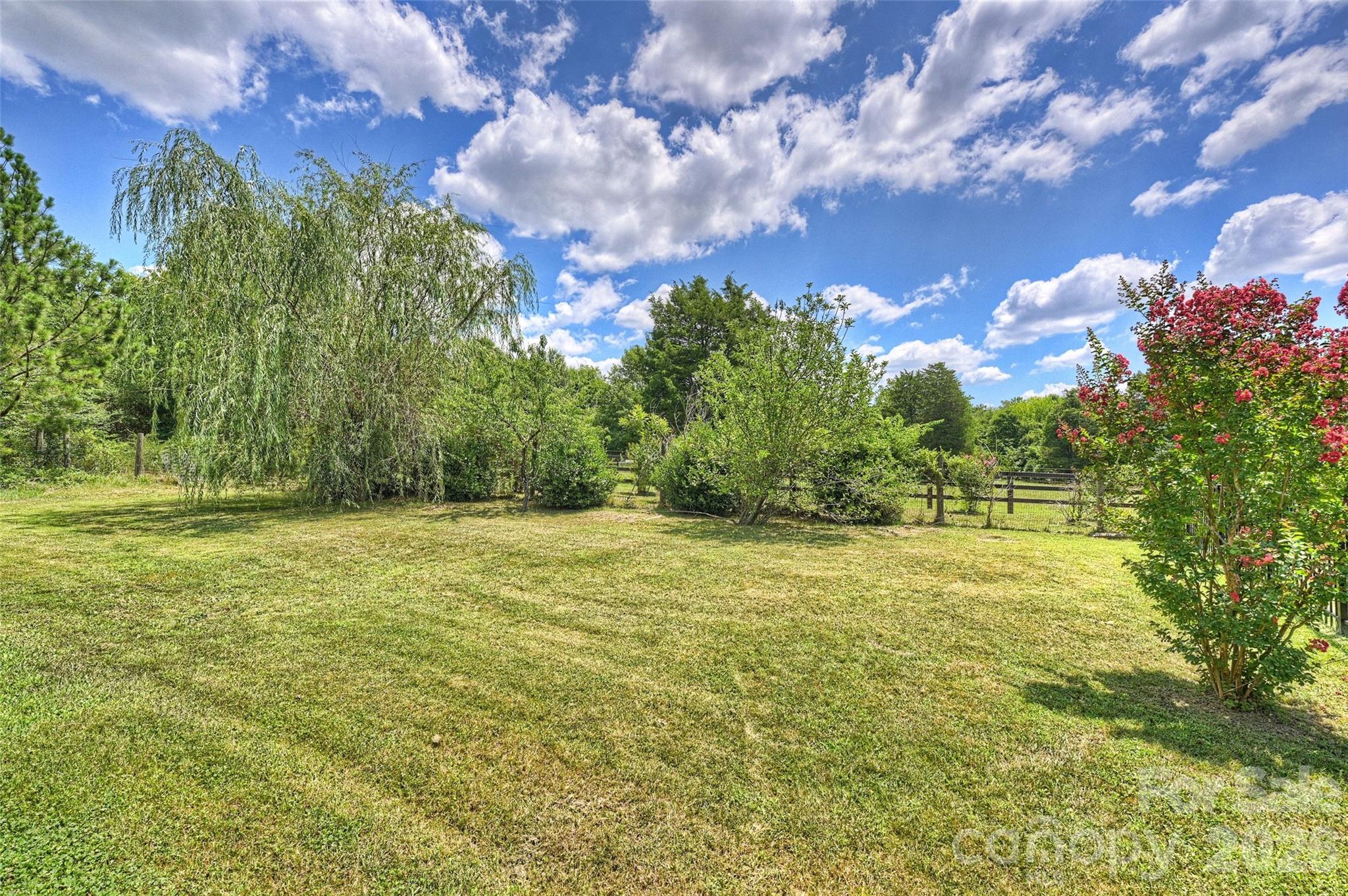 5011 Riverdale Drive — Charlotte
