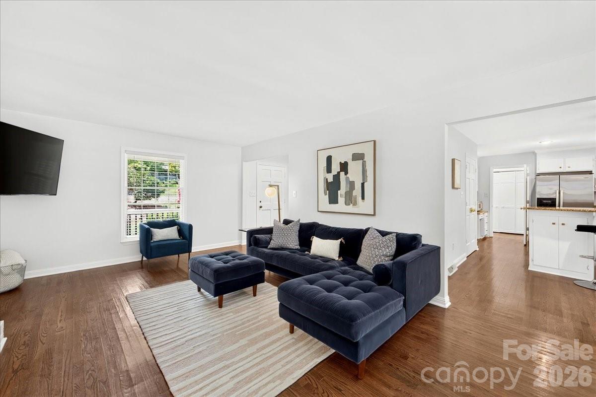 6601 Woodshed Circle — Charlotte