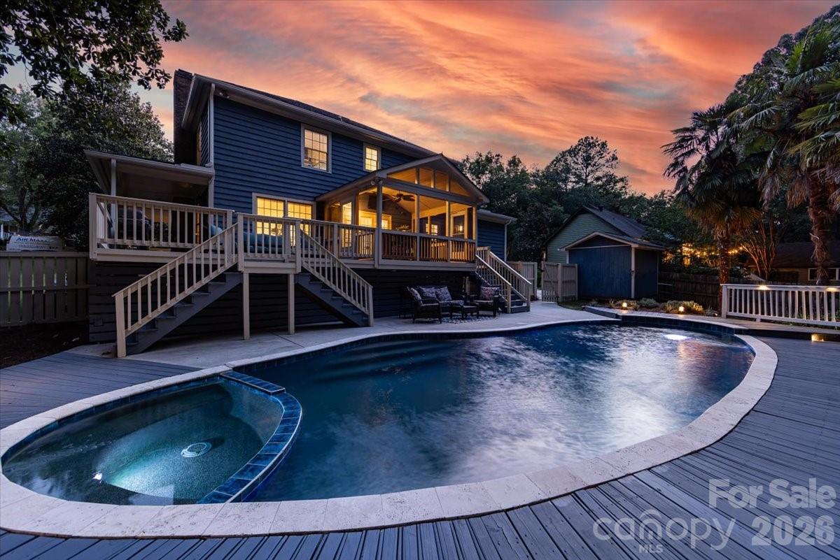 6601 Woodshed Circle — Charlotte