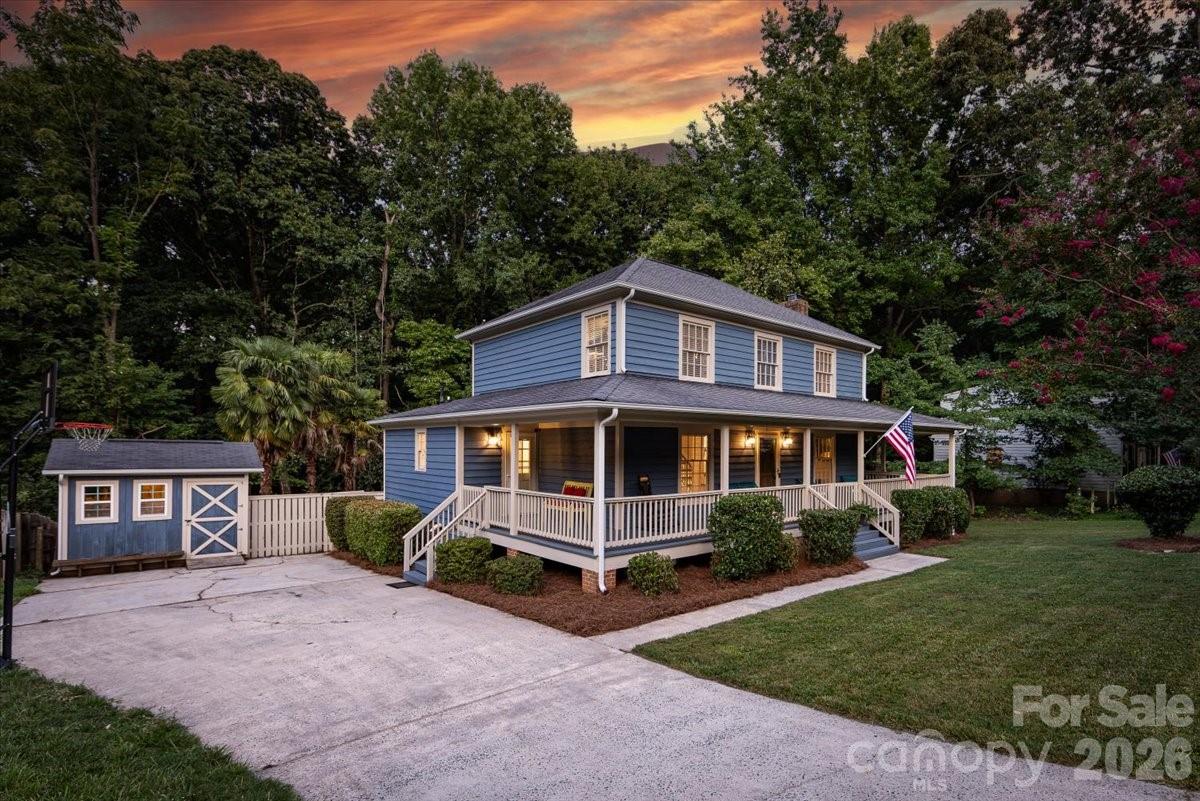 6601 Woodshed Circle — Charlotte