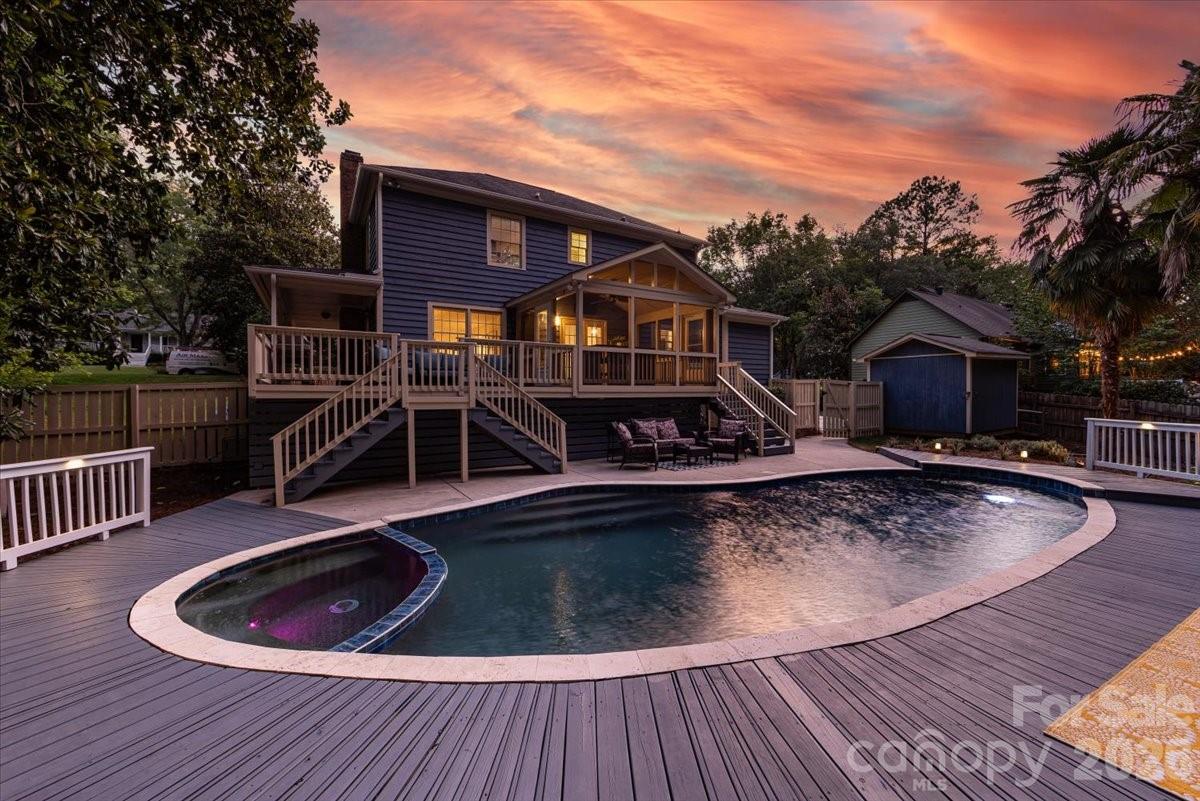 6601 Woodshed Circle — Charlotte