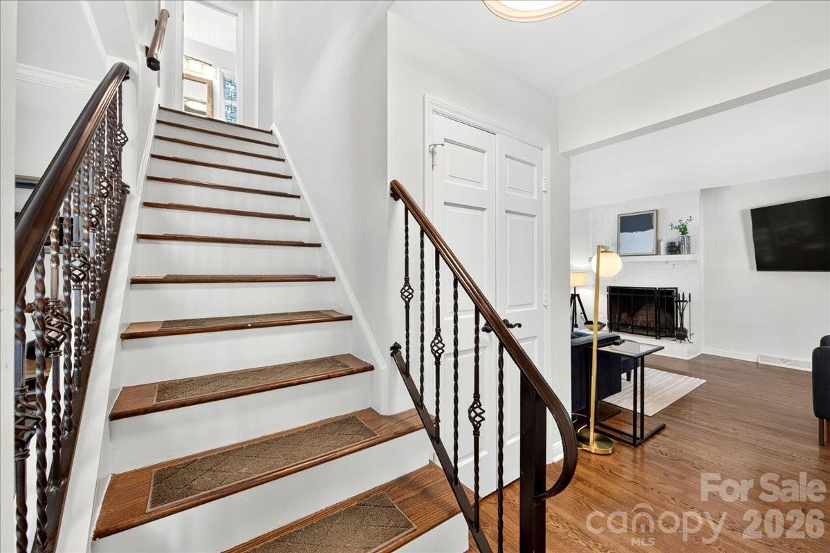 6601 Woodshed Circle — Charlotte