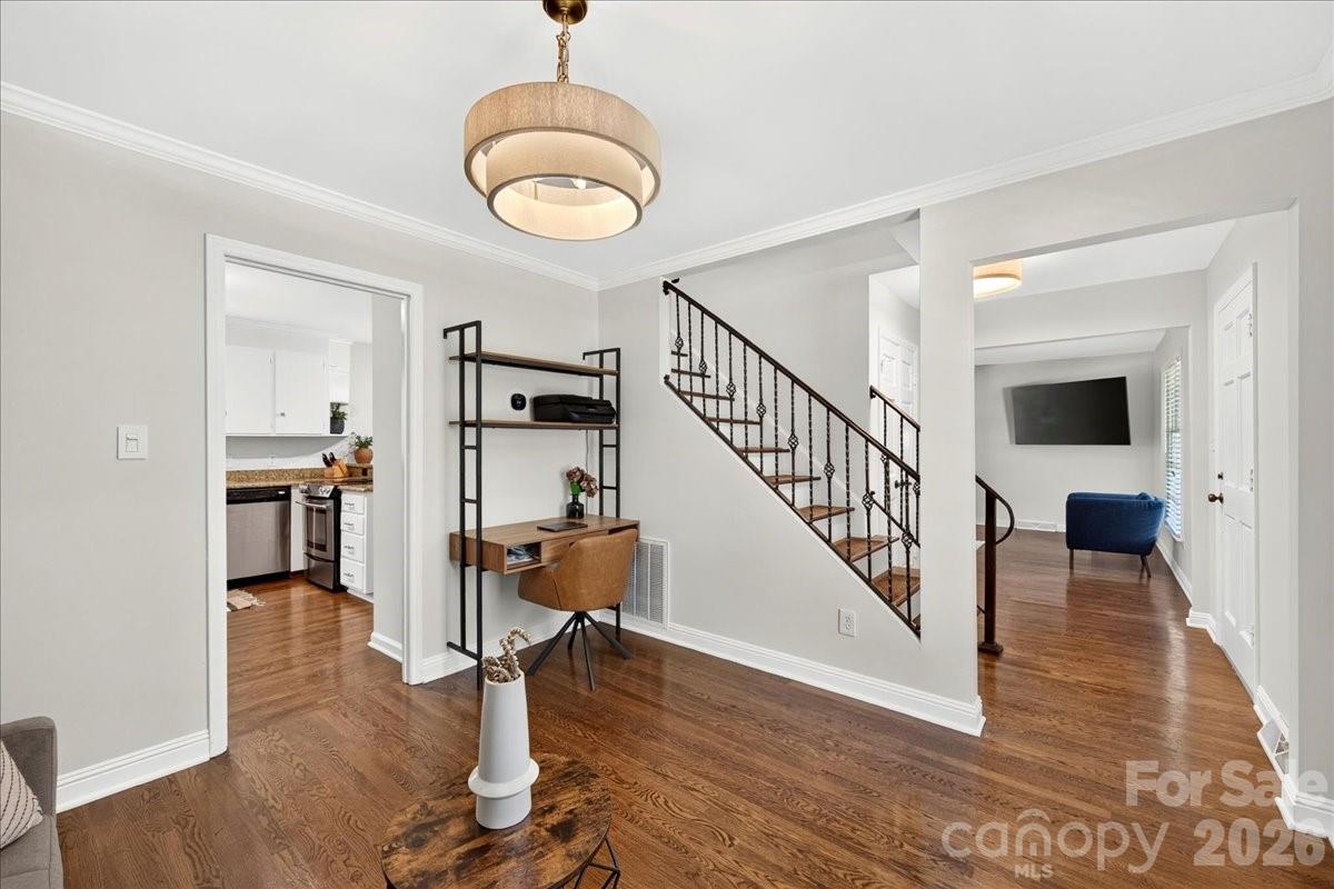 6601 Woodshed Circle — Charlotte