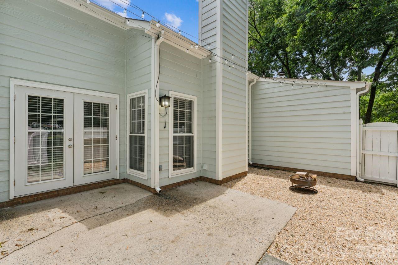 11128 Sevilla Court — Charlotte