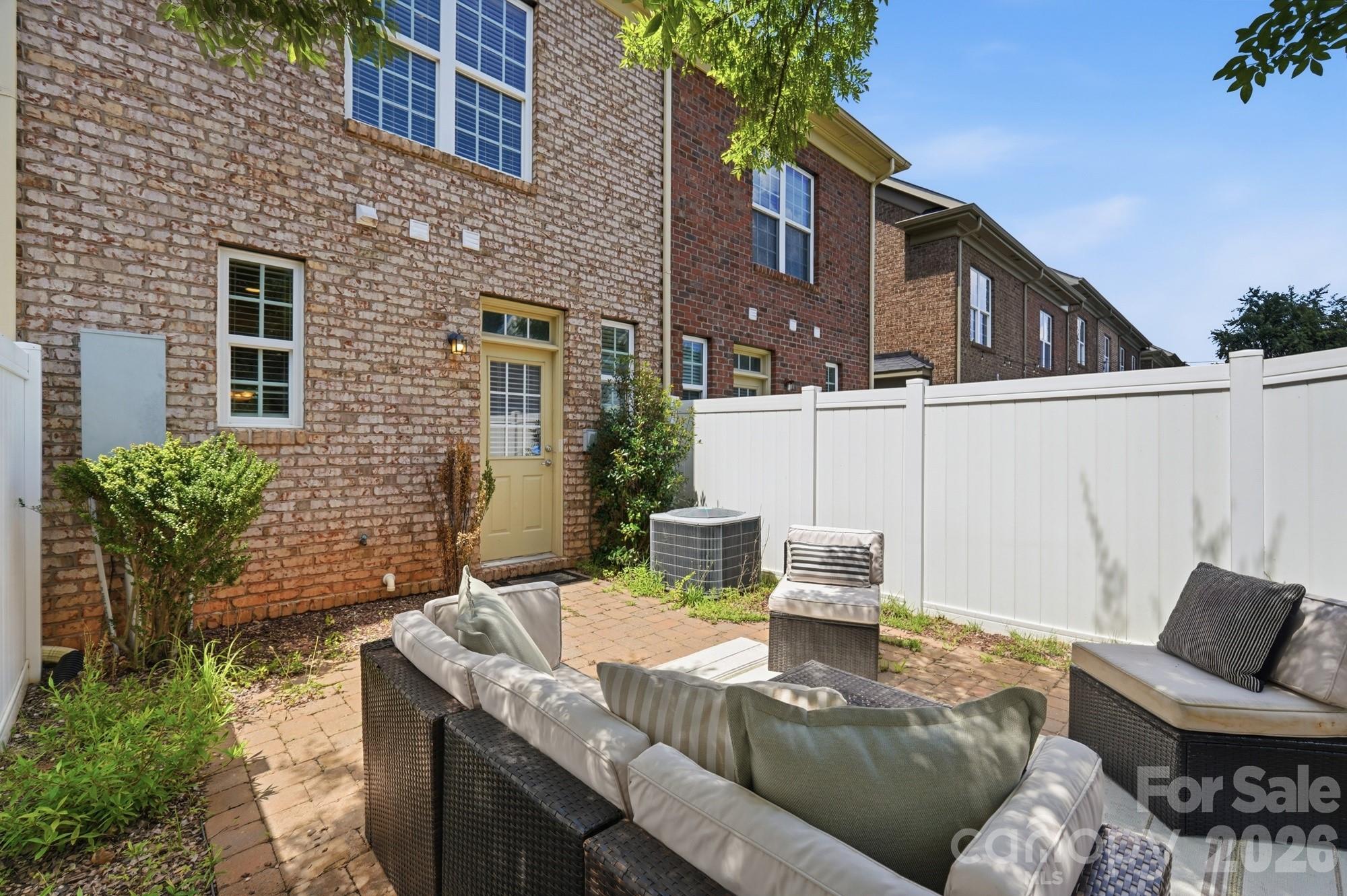 11209 Cedar Walk Lane — Charlotte