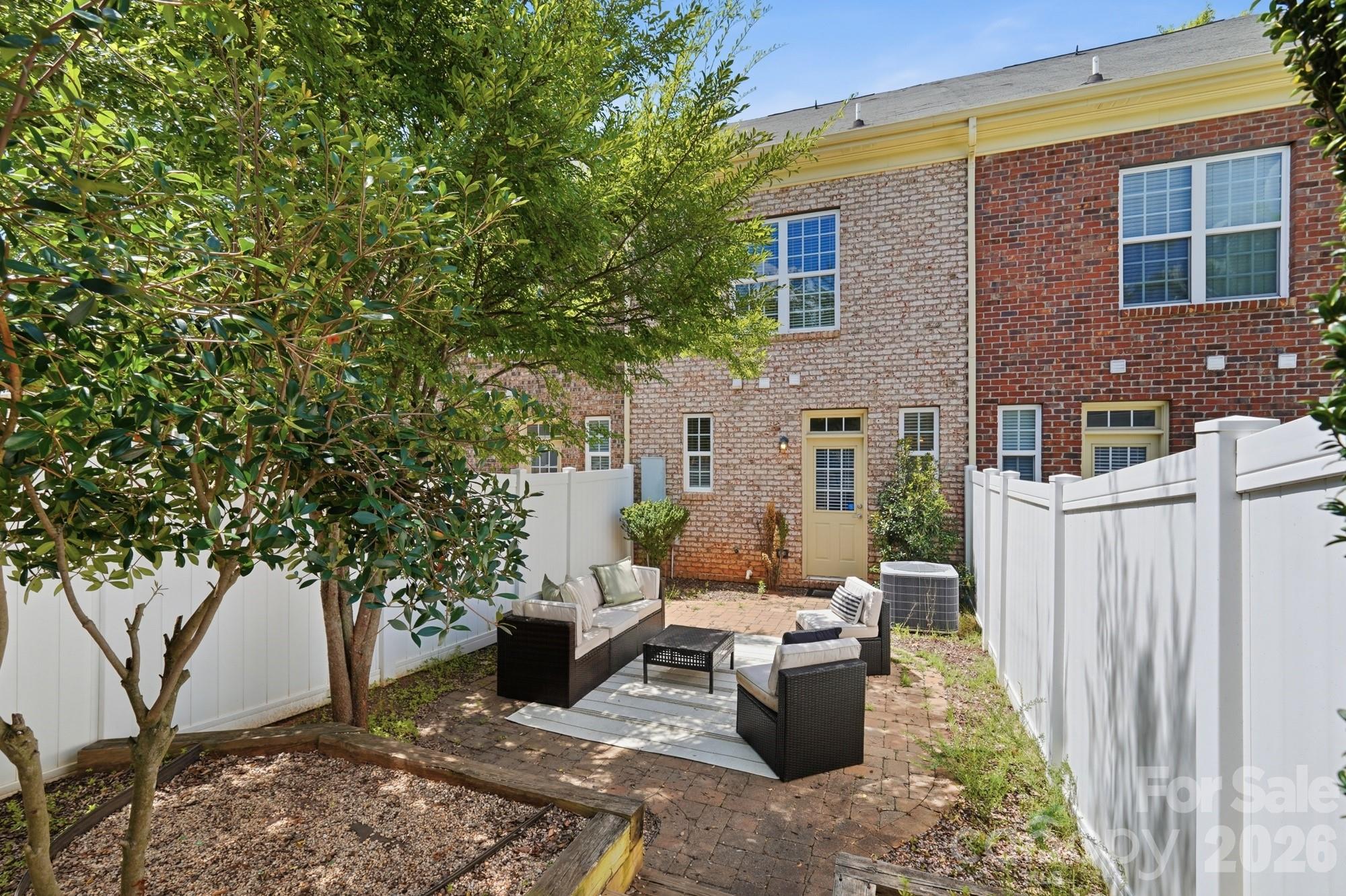 11209 Cedar Walk Lane — Charlotte