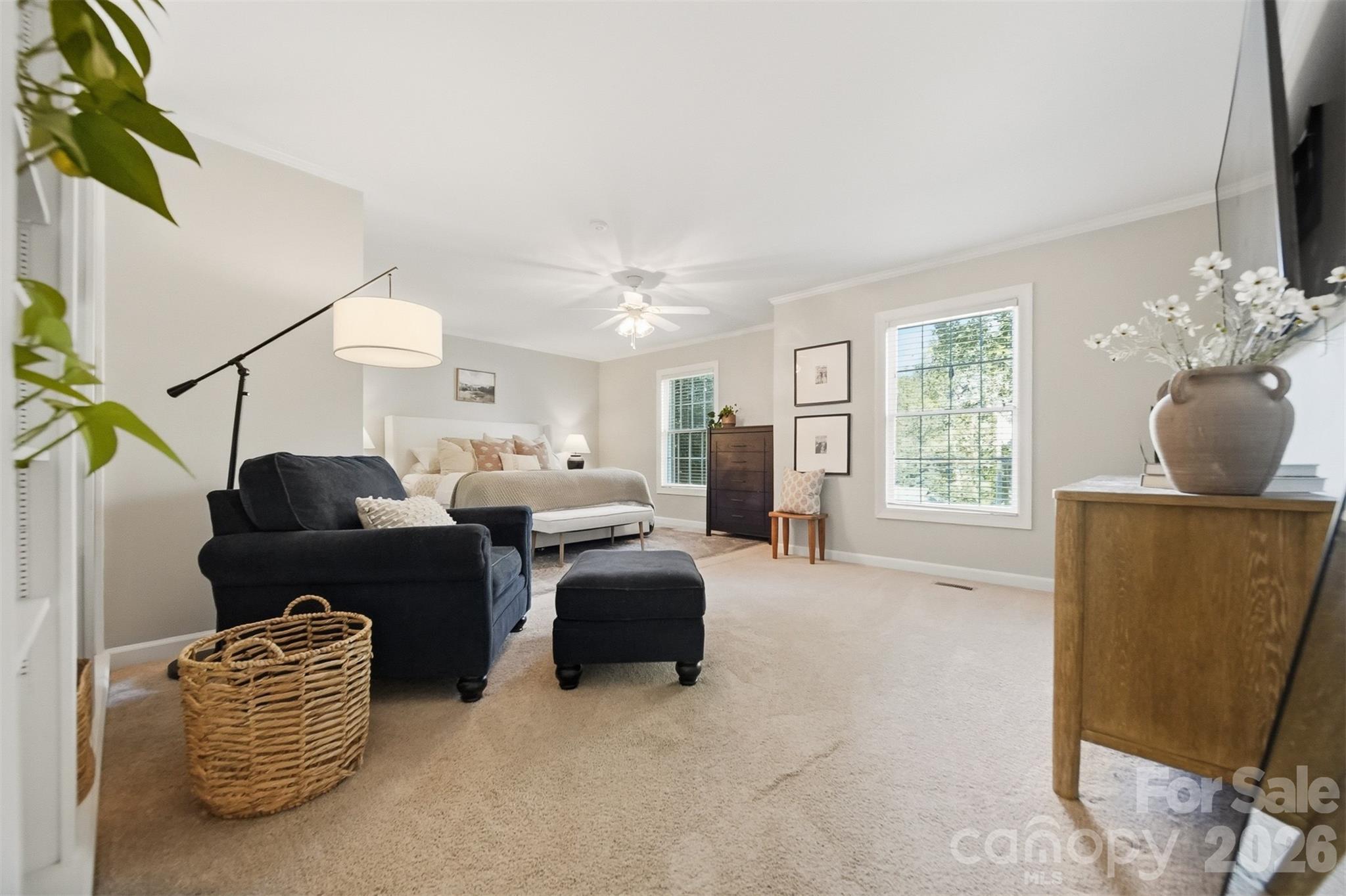 1240 10th Street Lane NW — Hickory