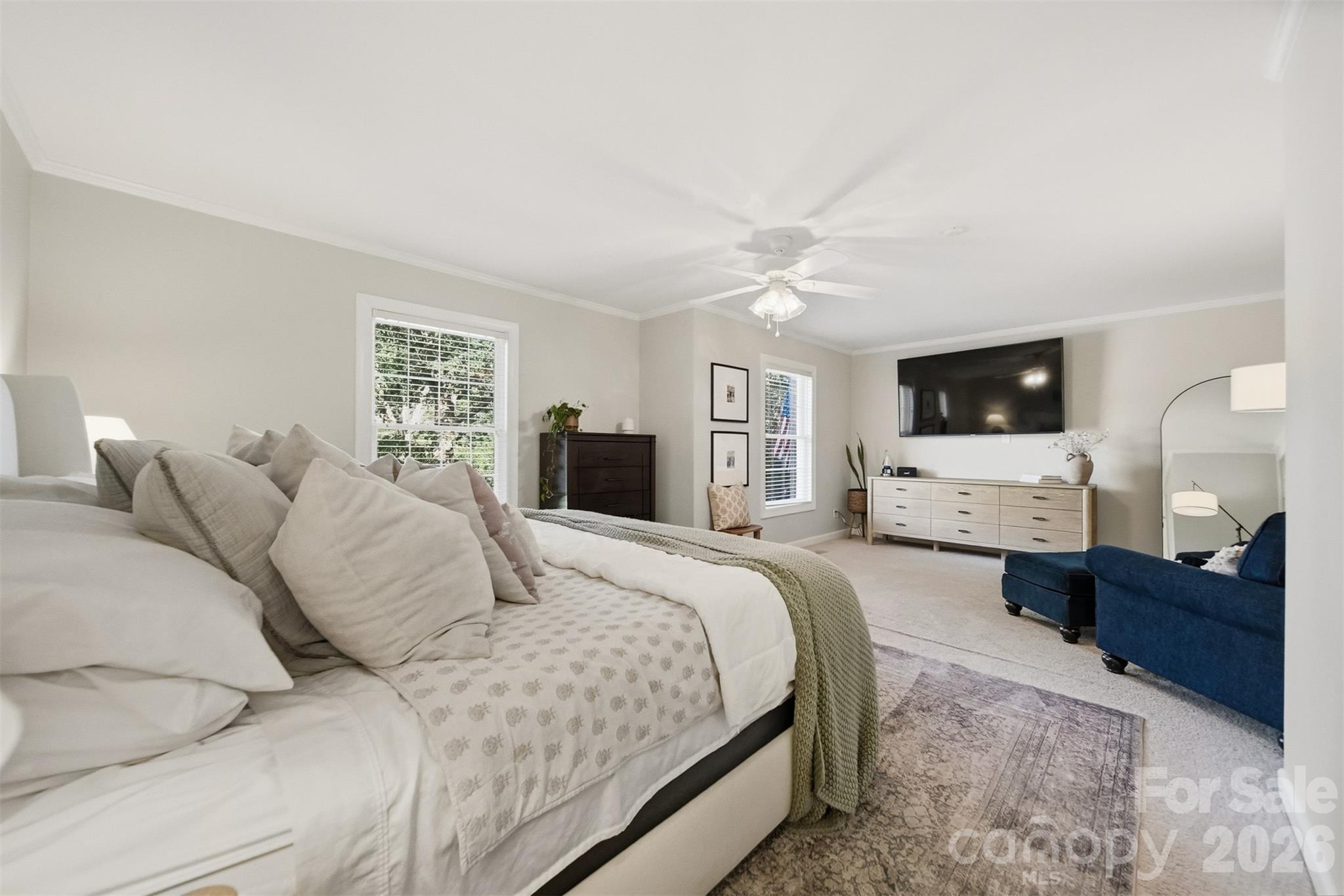 1240 10th Street Lane NW — Hickory