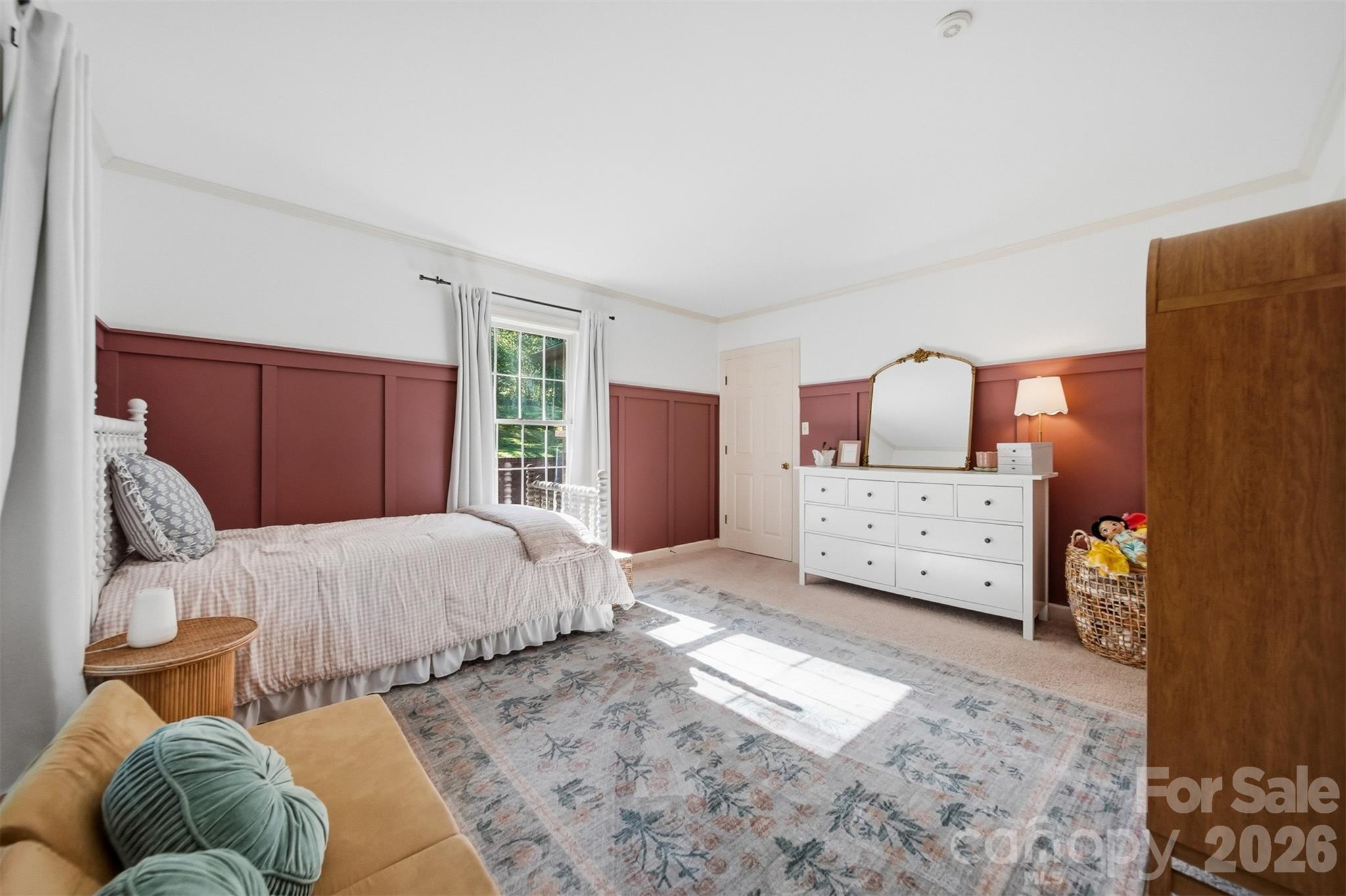 1240 10th Street Lane NW — Hickory
