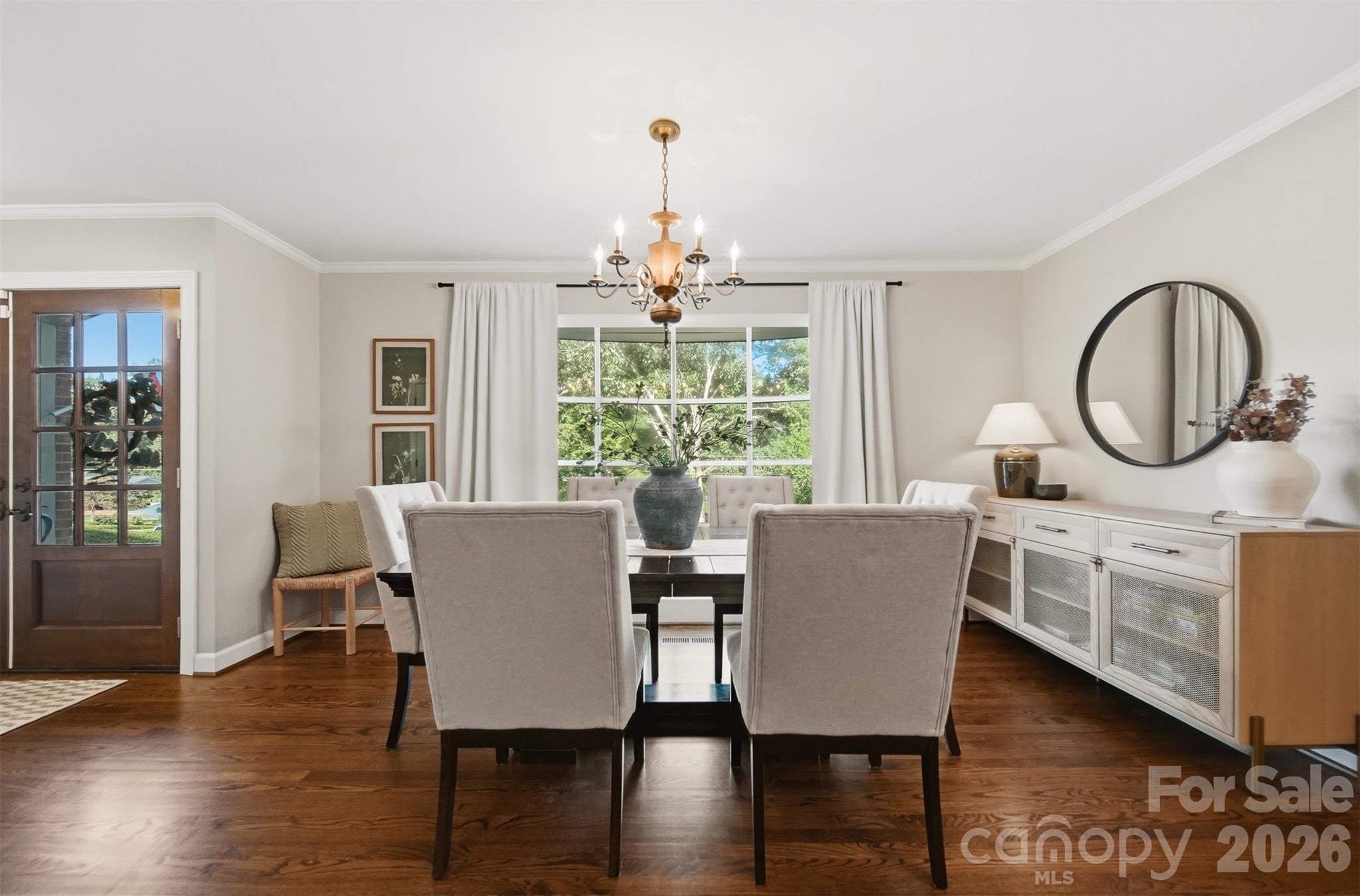 1240 10th Street Lane NW — Hickory