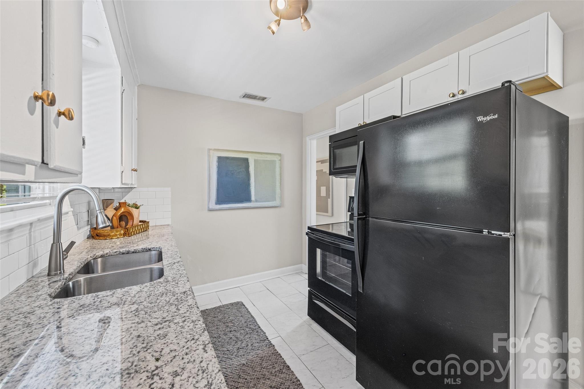 419 Wakefield Drive #D — Charlotte