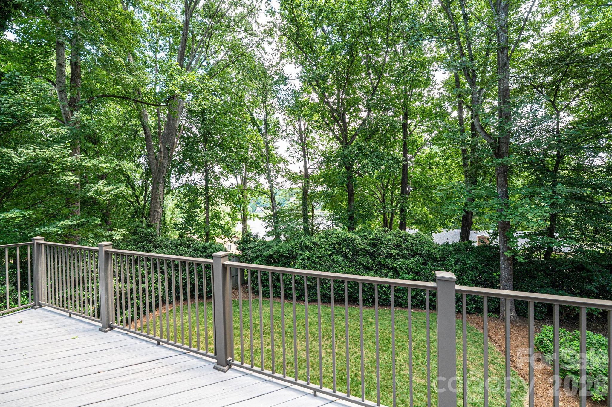 2028 10th Street Boulevard NW — Hickory