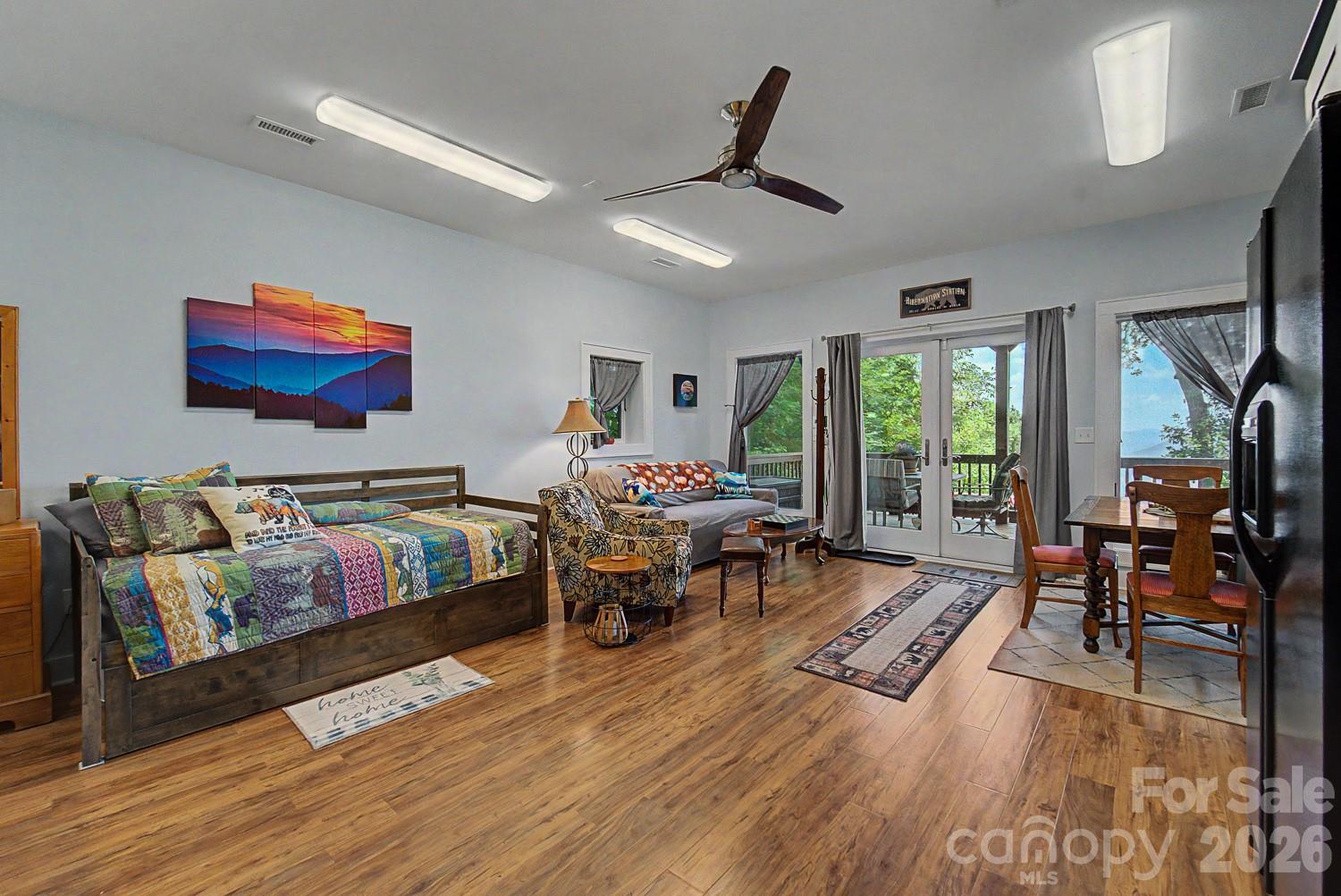 760 Woody Lane — Waynesville