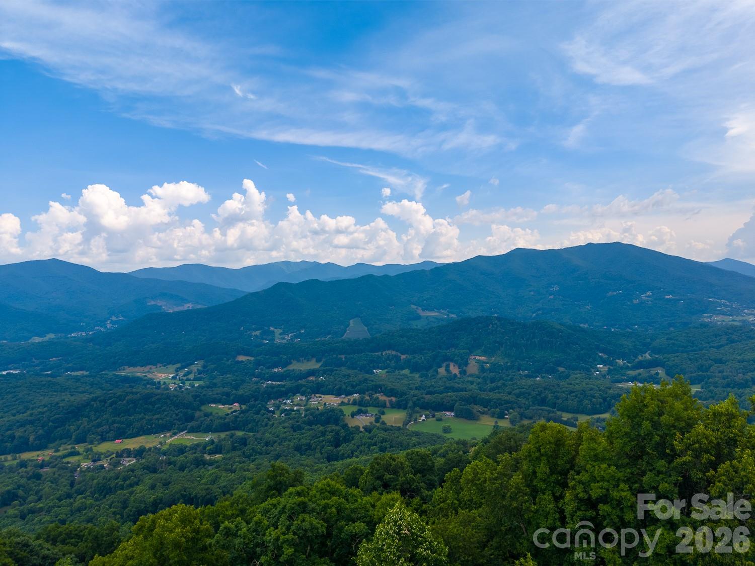 760 Woody Lane — Waynesville