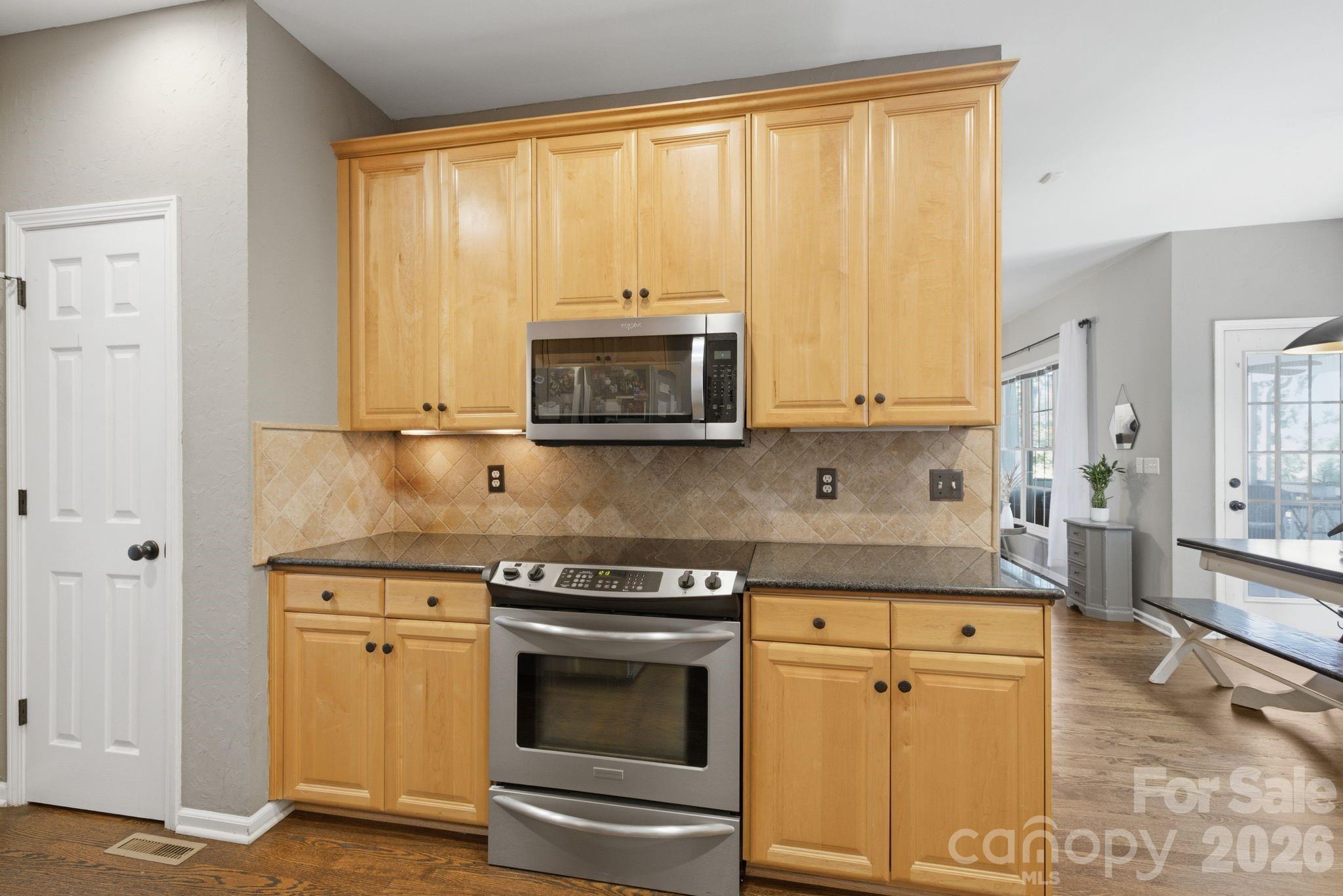 16914 Hampton Trace Road — Huntersville