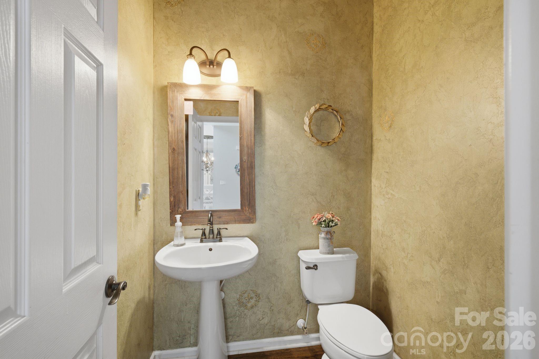 16914 Hampton Trace Road — Huntersville