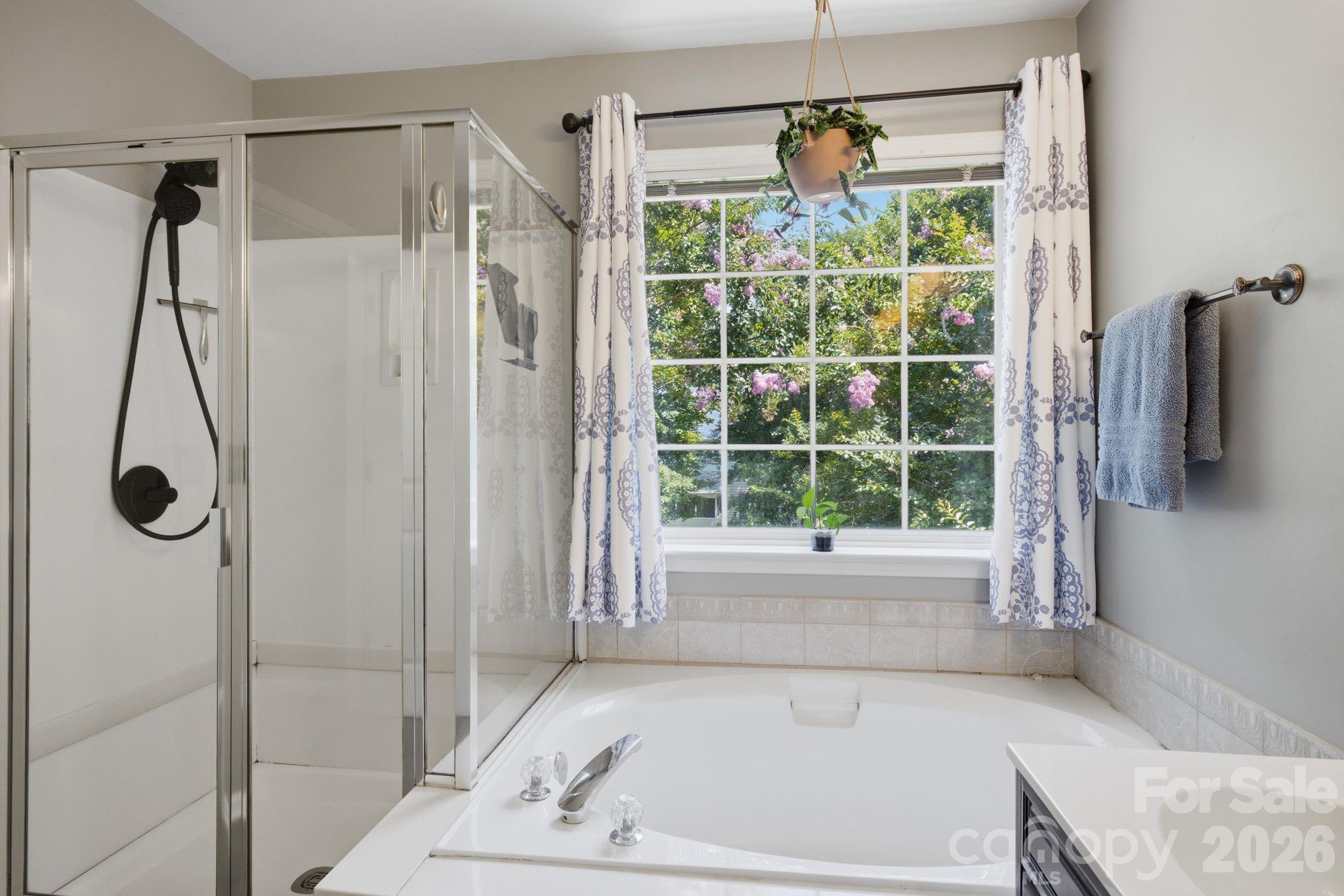 16914 Hampton Trace Road — Huntersville