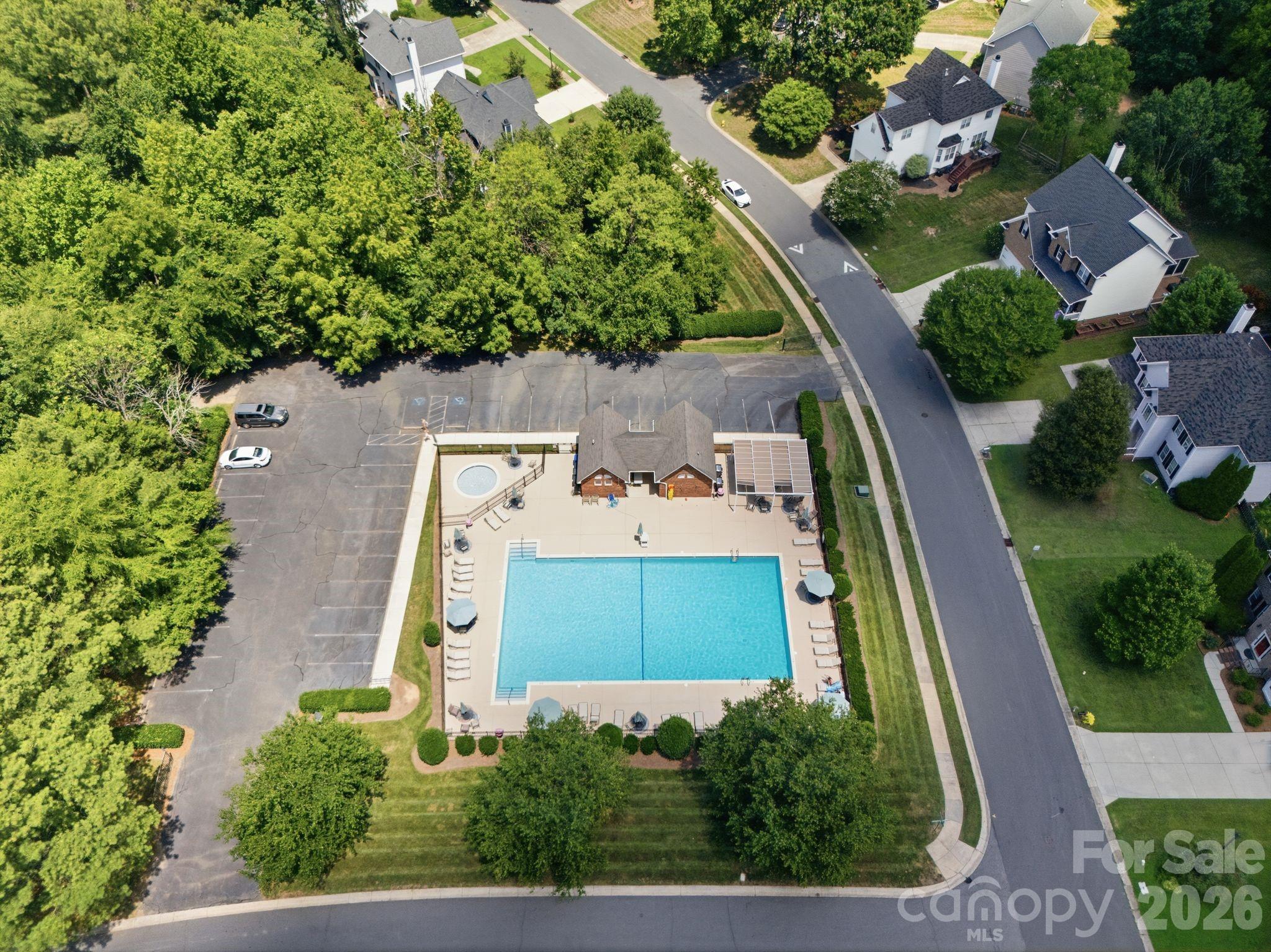 16914 Hampton Trace Road — Huntersville
