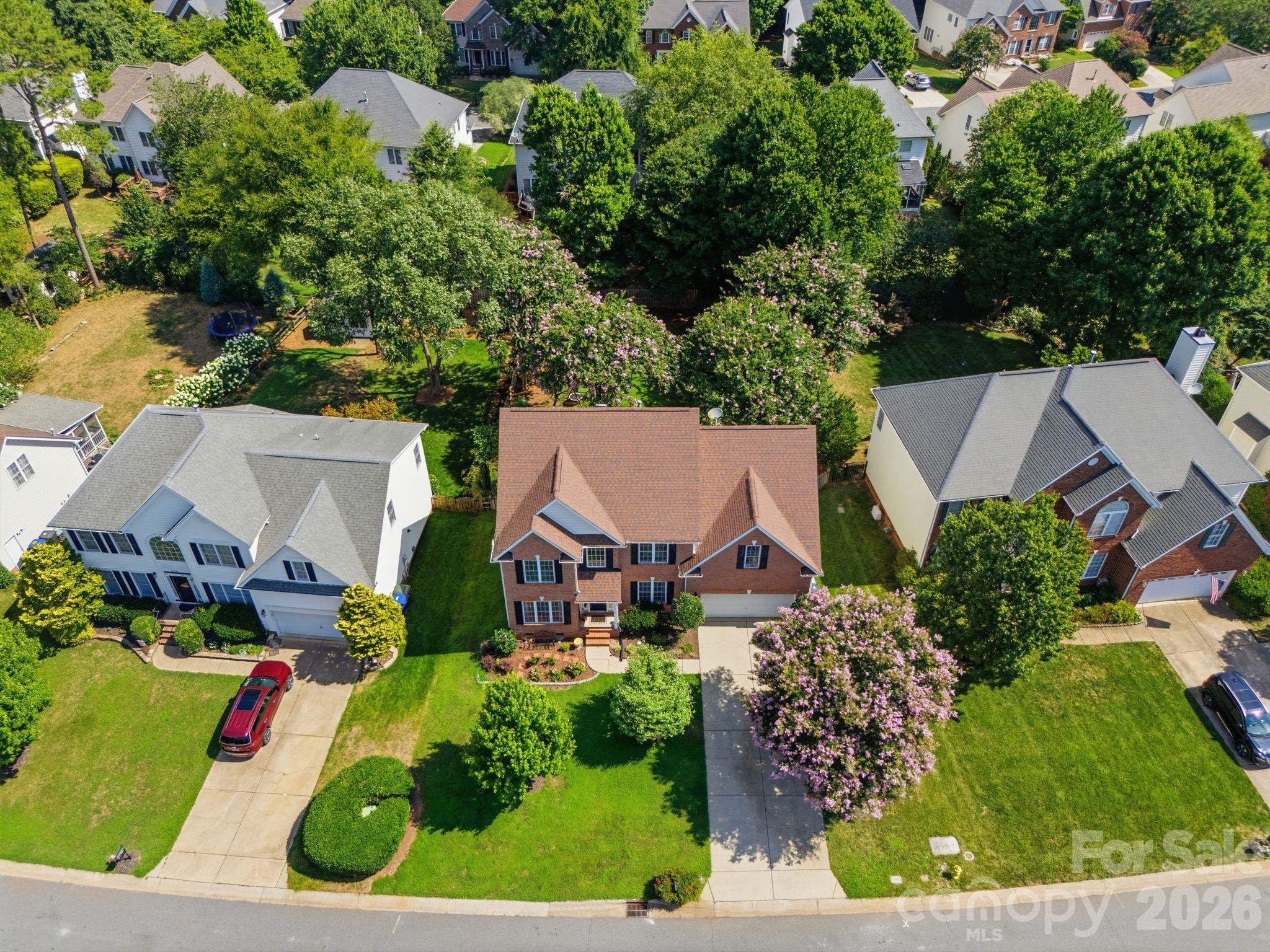16914 Hampton Trace Road — Huntersville