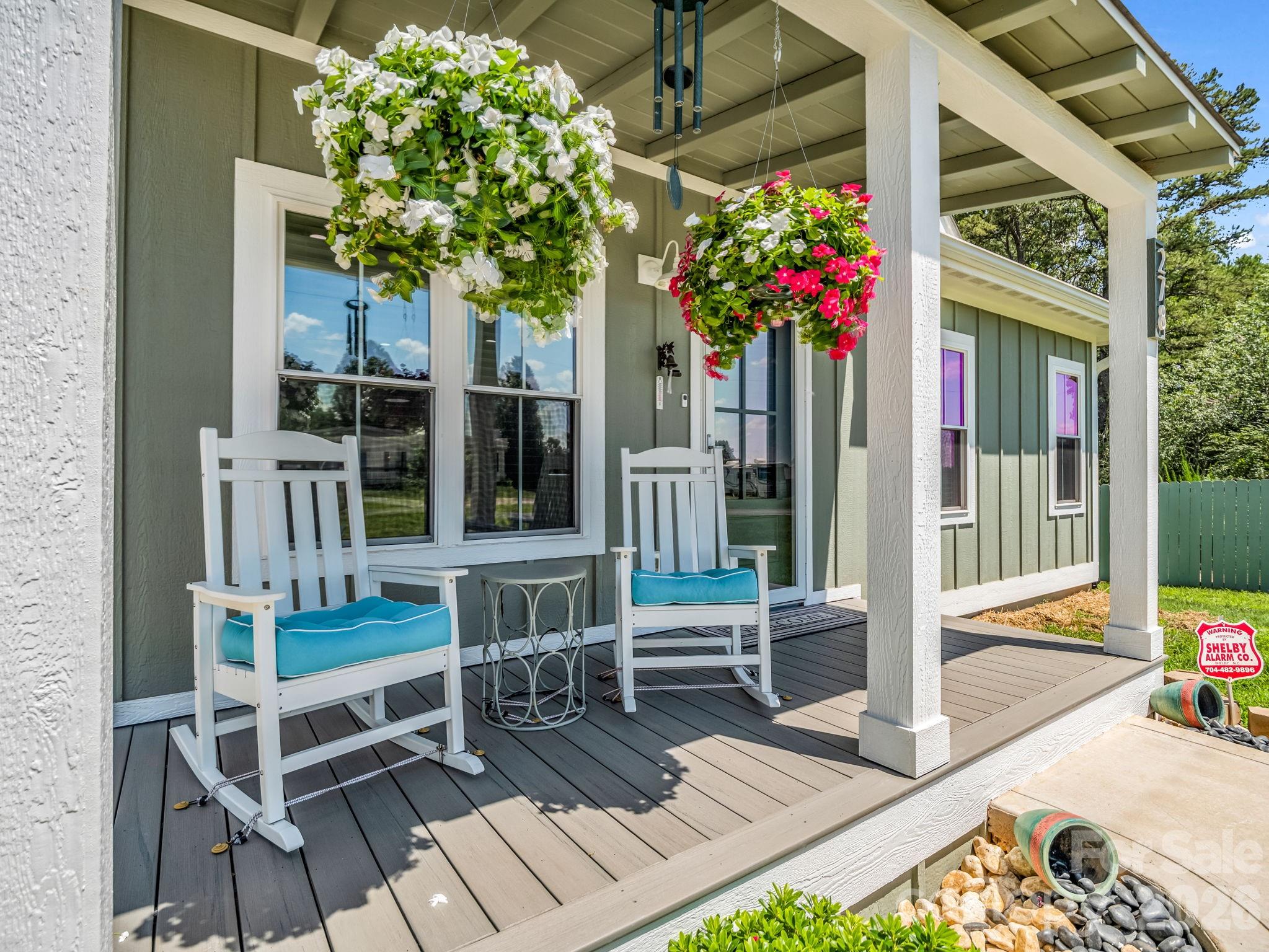 278 Right Prong Road — Ellenboro