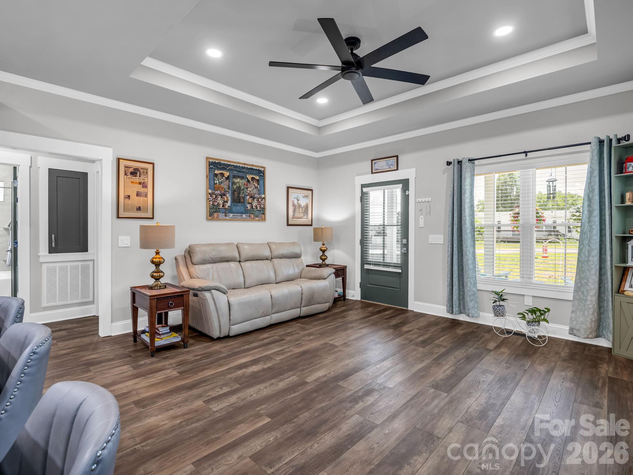 278 Right Prong Road — Ellenboro