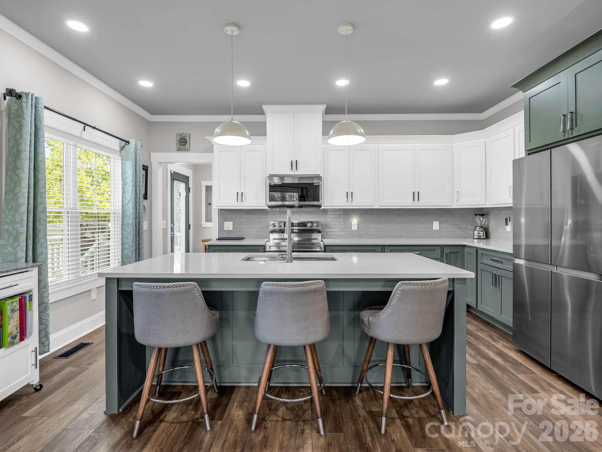 278 Right Prong Road — Ellenboro